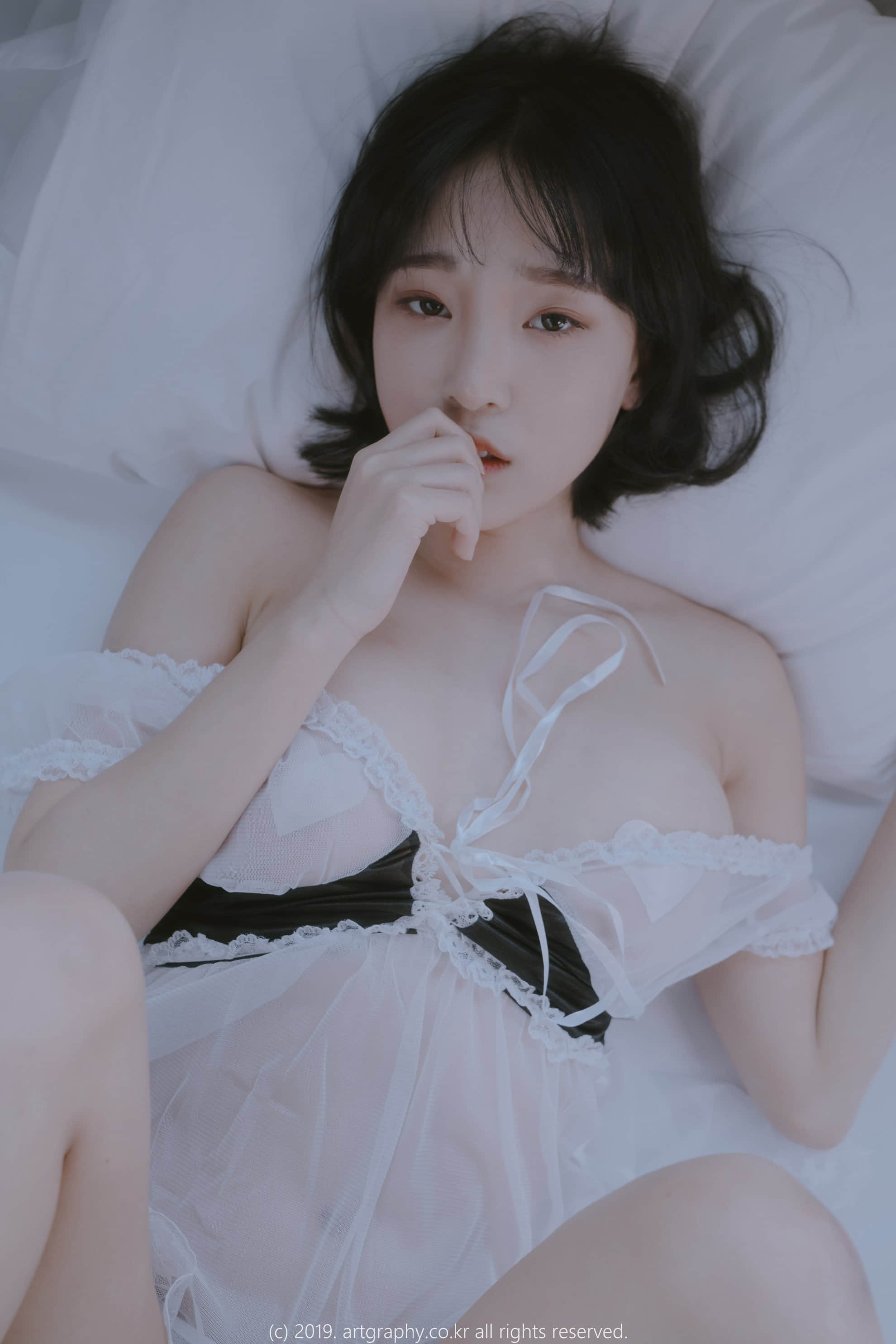 21_Inkyung_ArtGravia_2019_03_31_vol.069_021