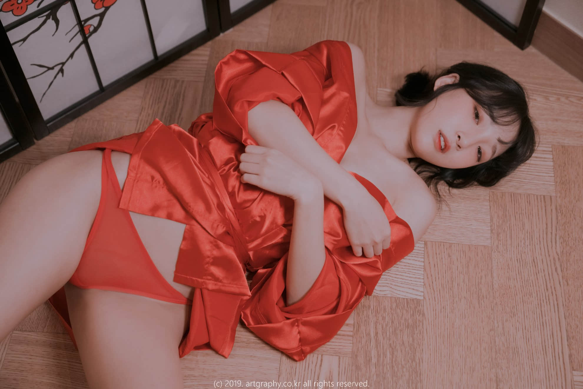 26_Inkyung_ArtGravia_2019_03_31_vol.069_026