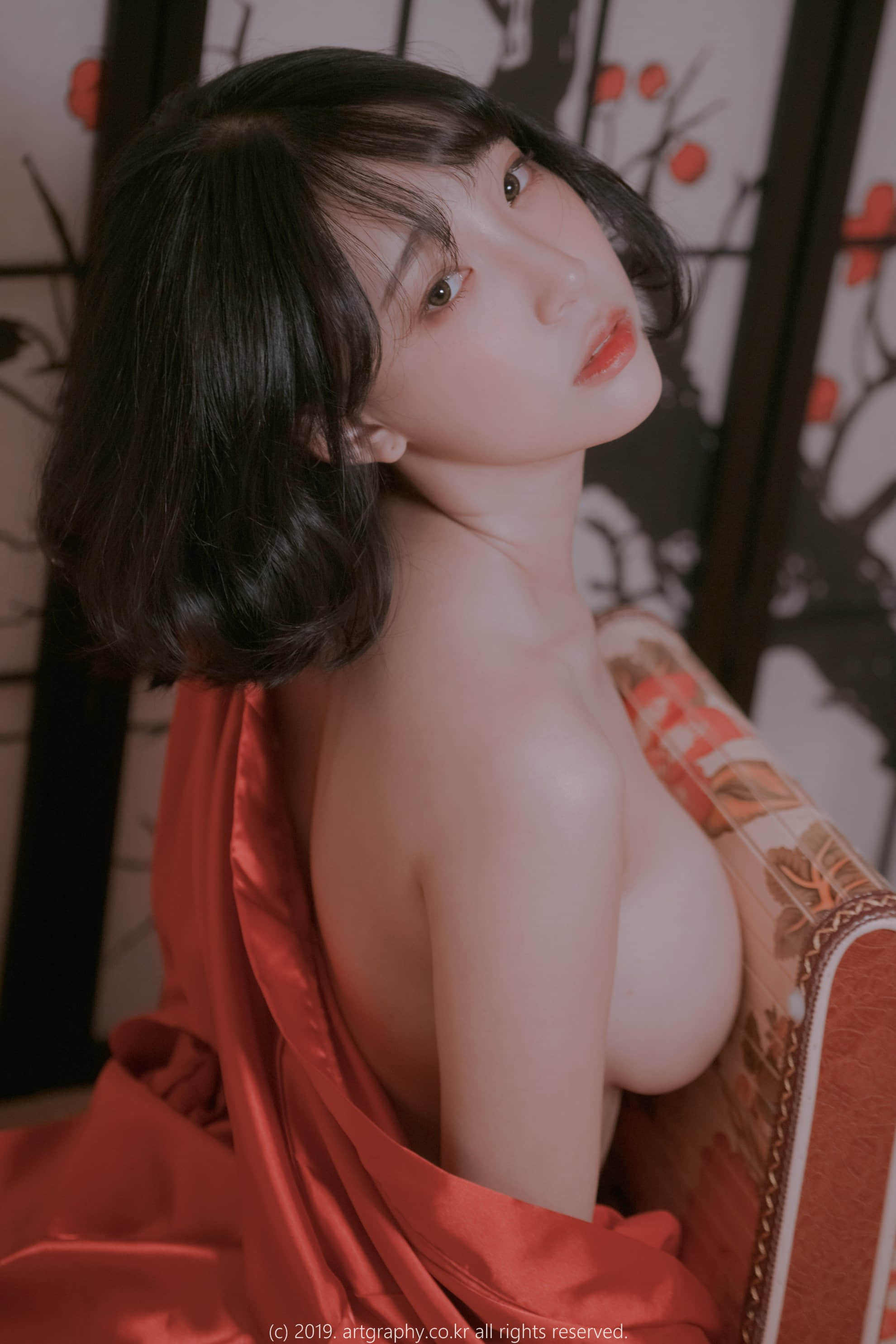 31_Inkyung_ArtGravia_2019_03_31_vol.069_031