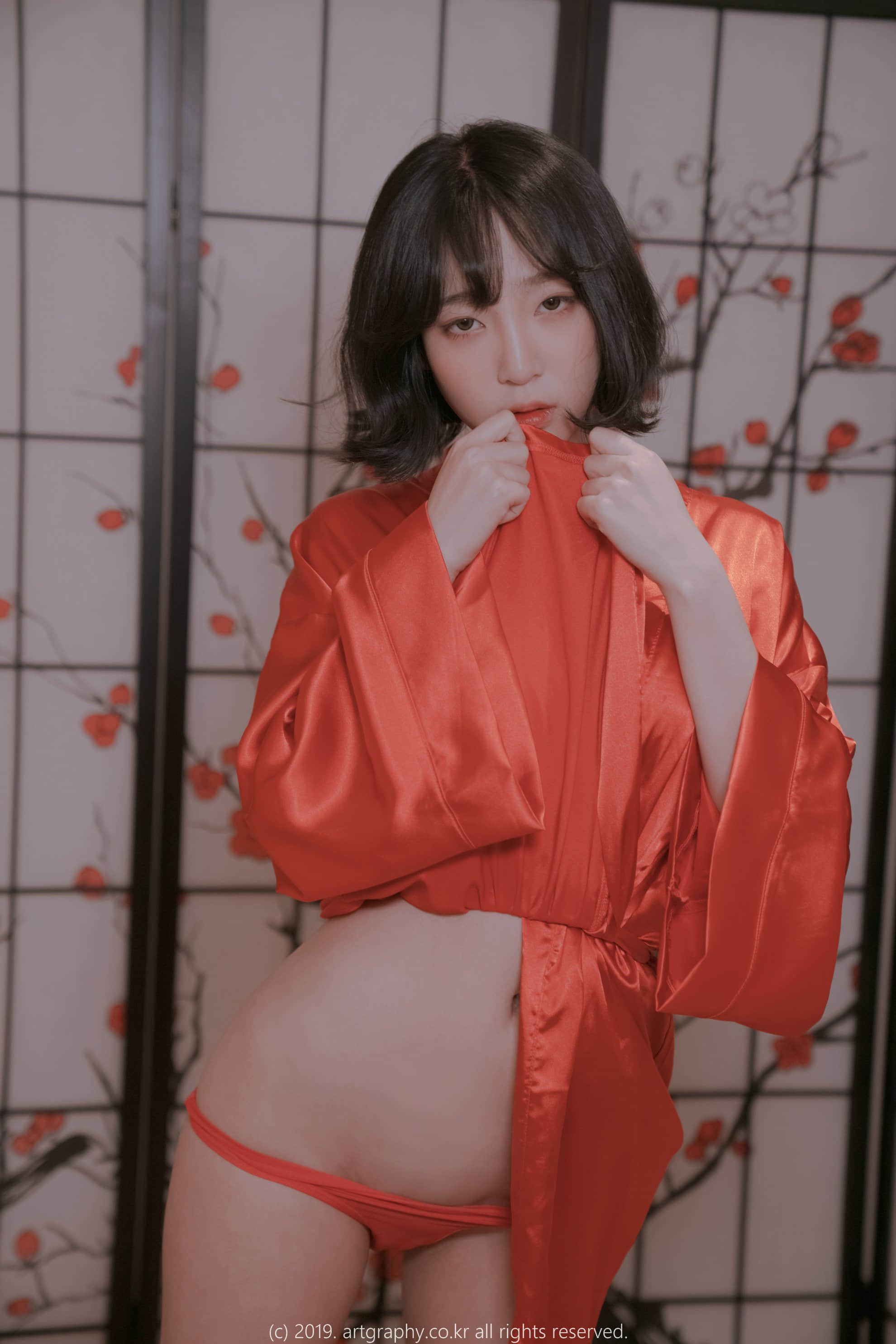34_Inkyung_ArtGravia_2019_03_31_vol.069_034