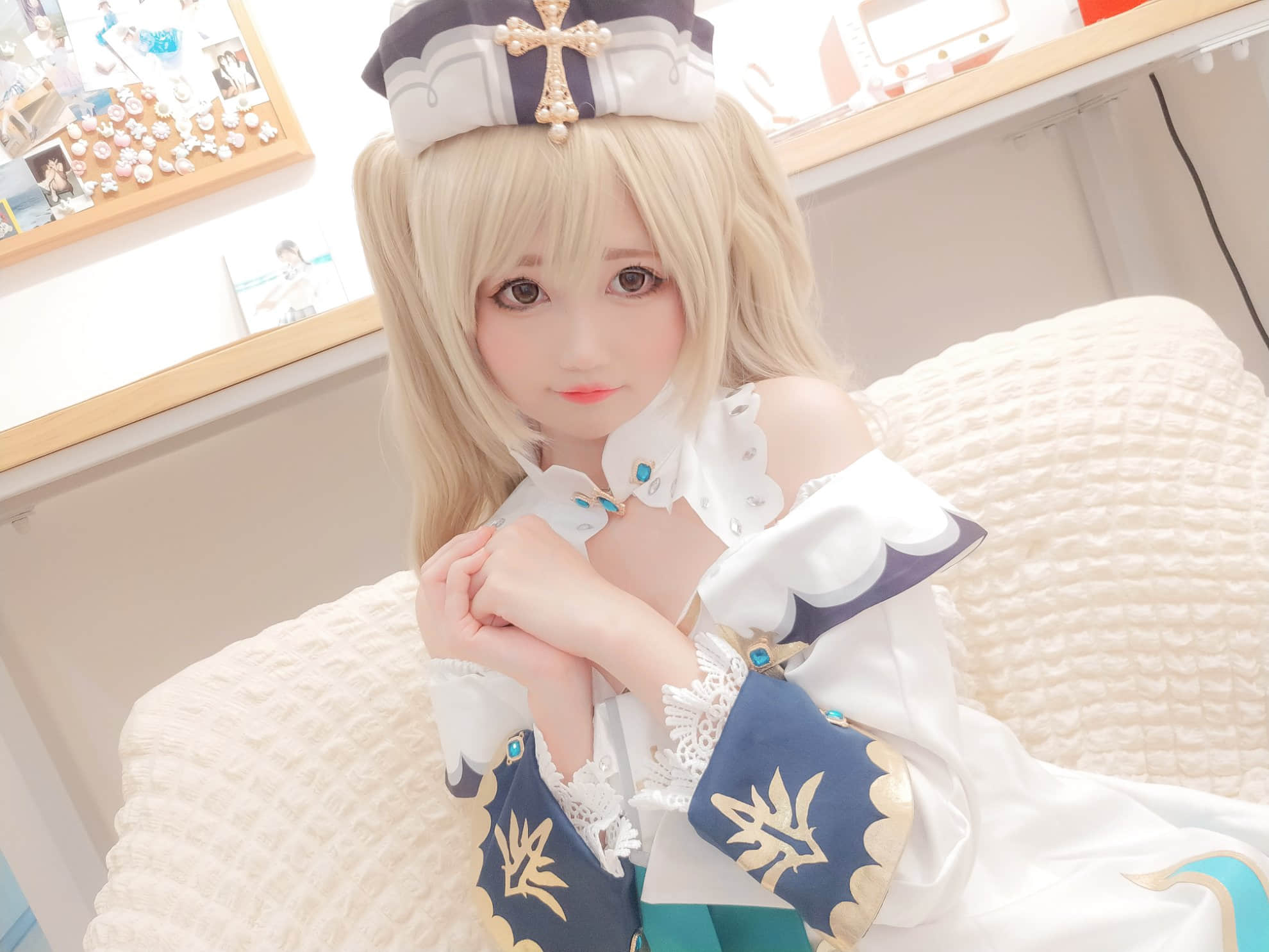 01