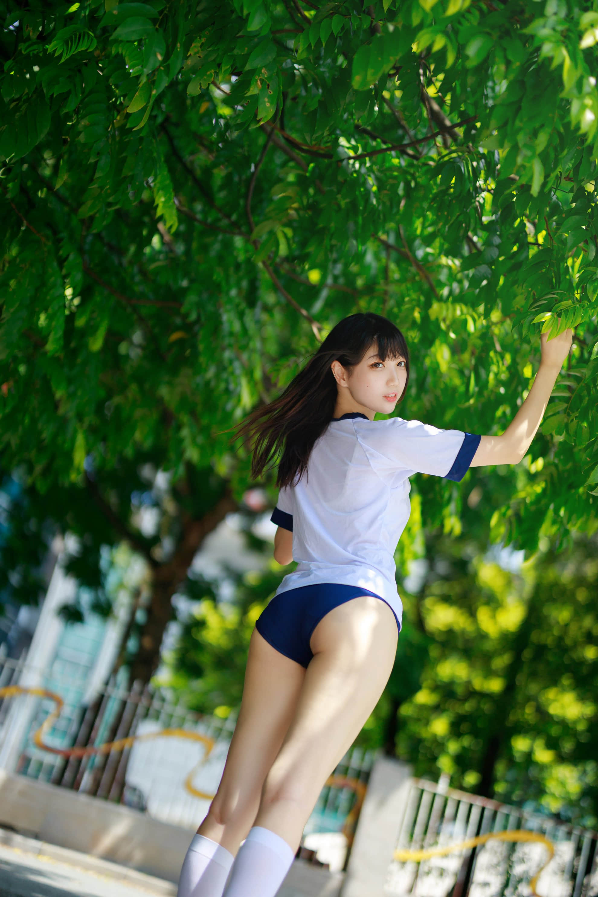 0025