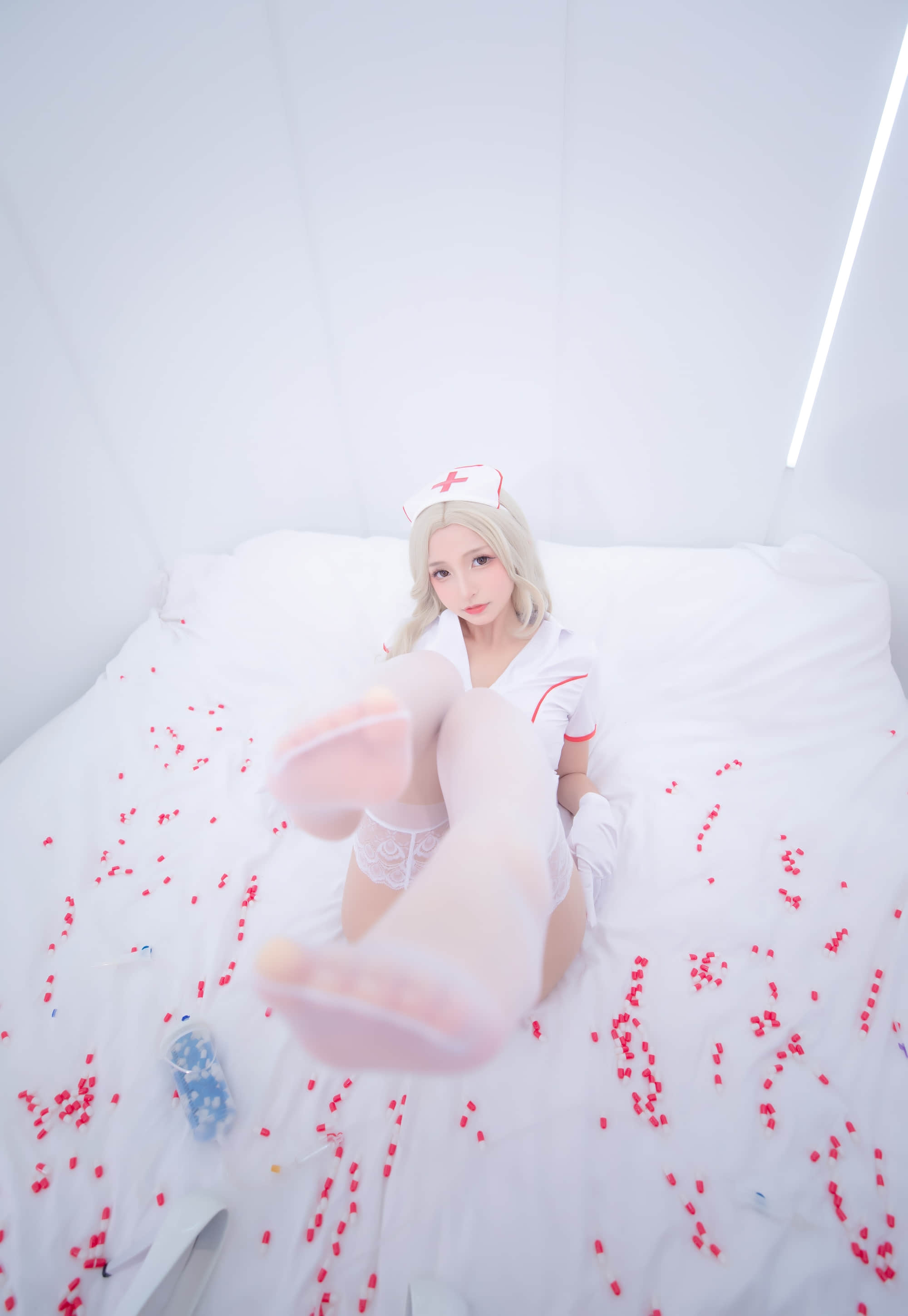 033