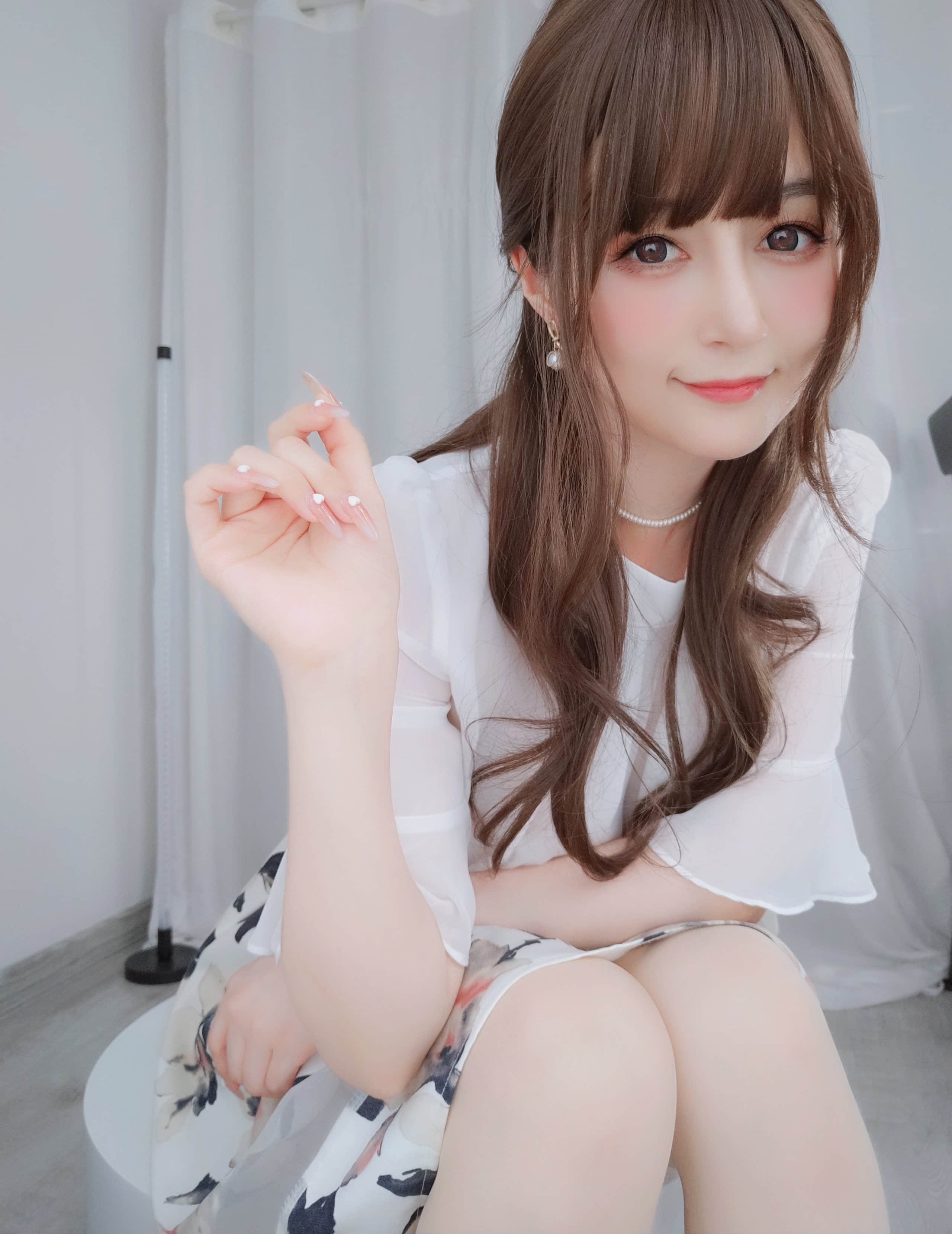 025