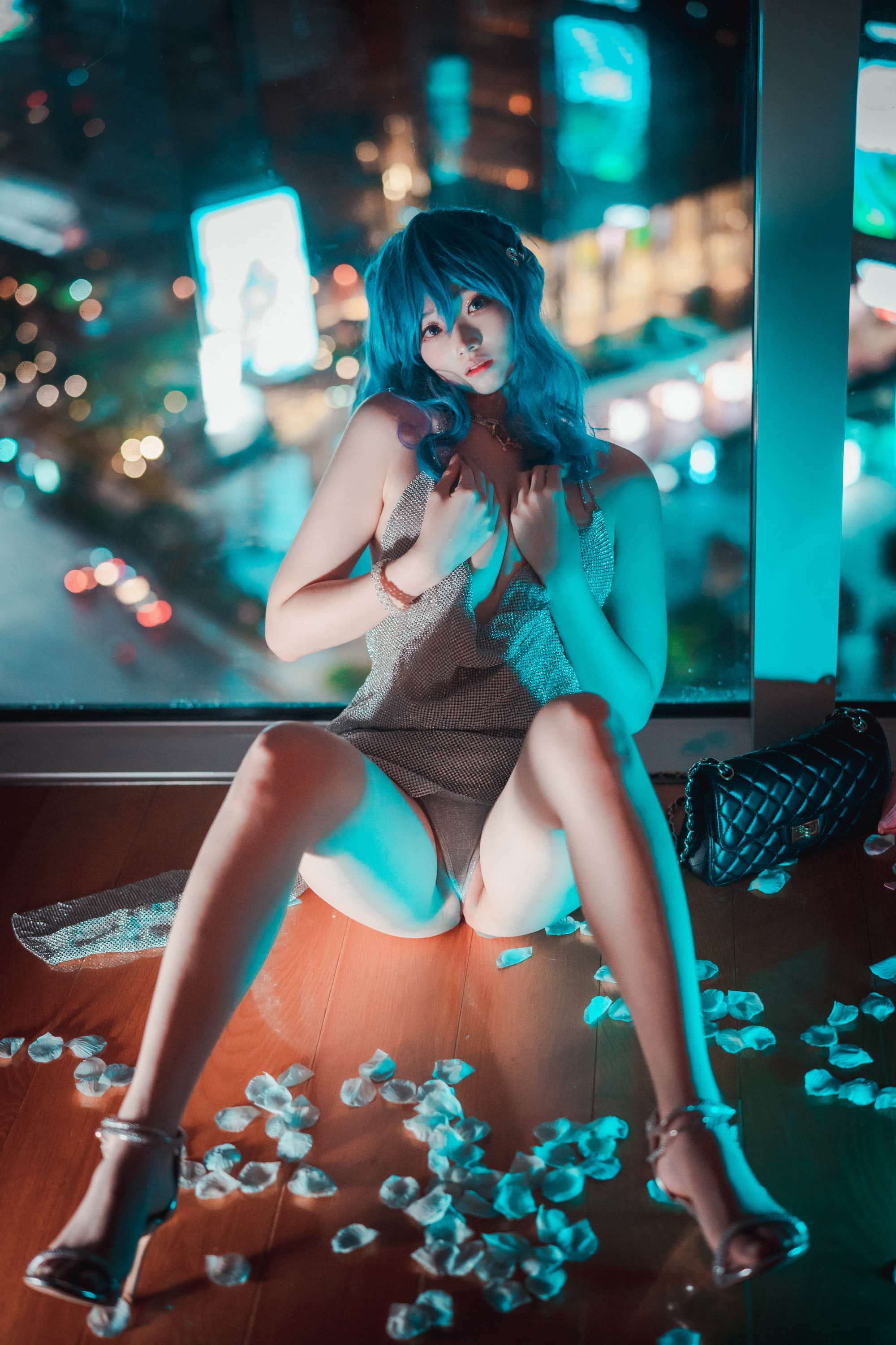 S019