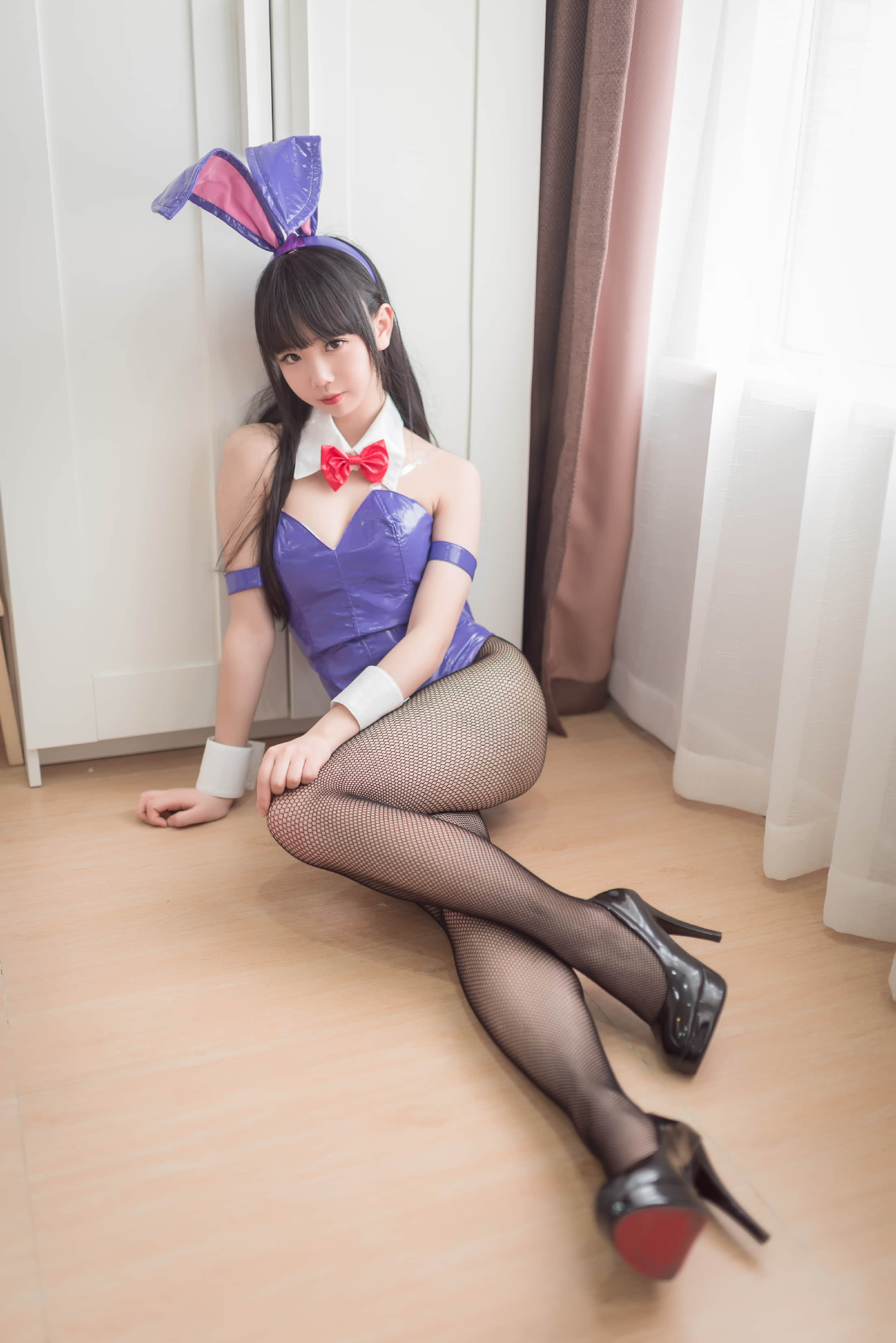 032