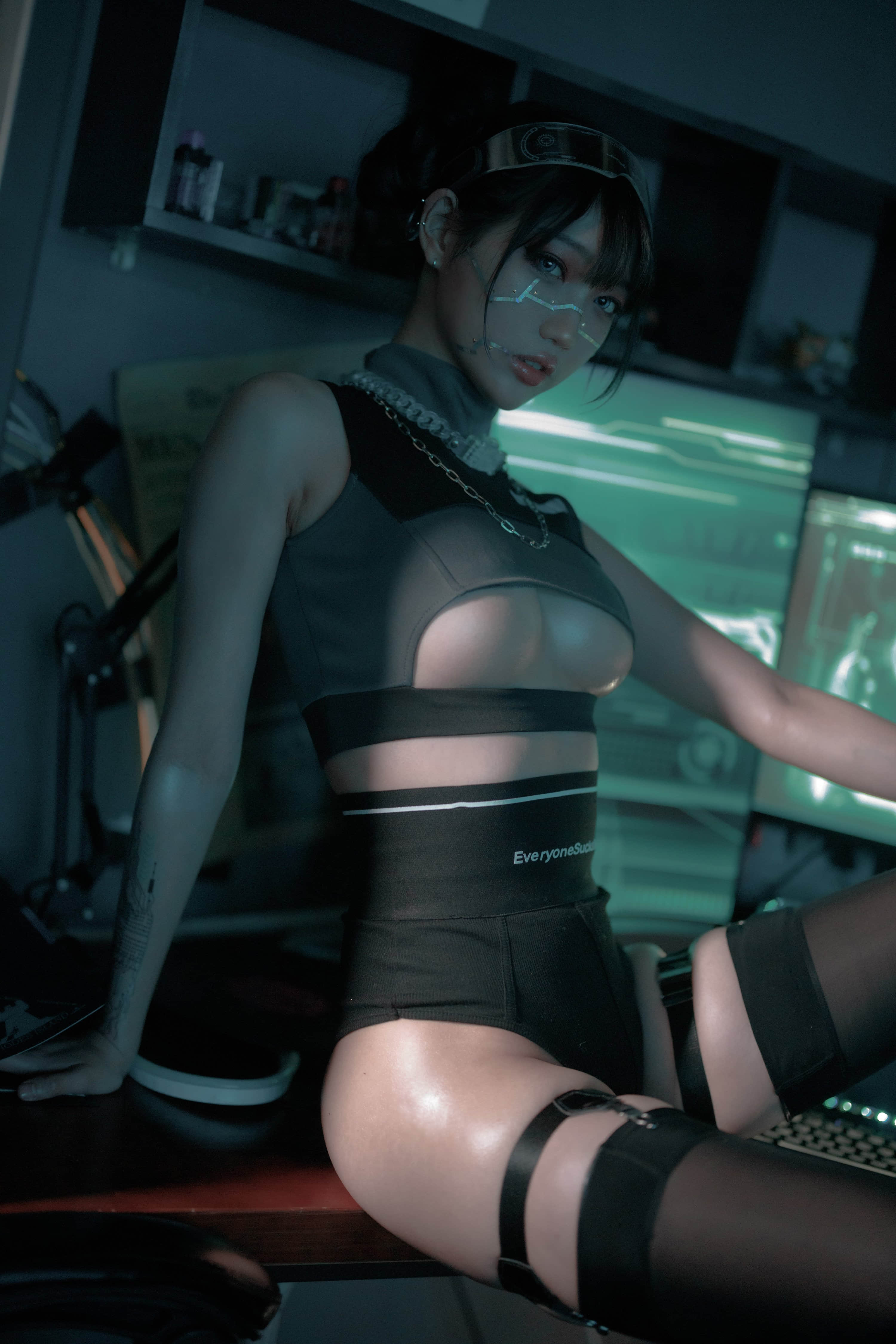 0018