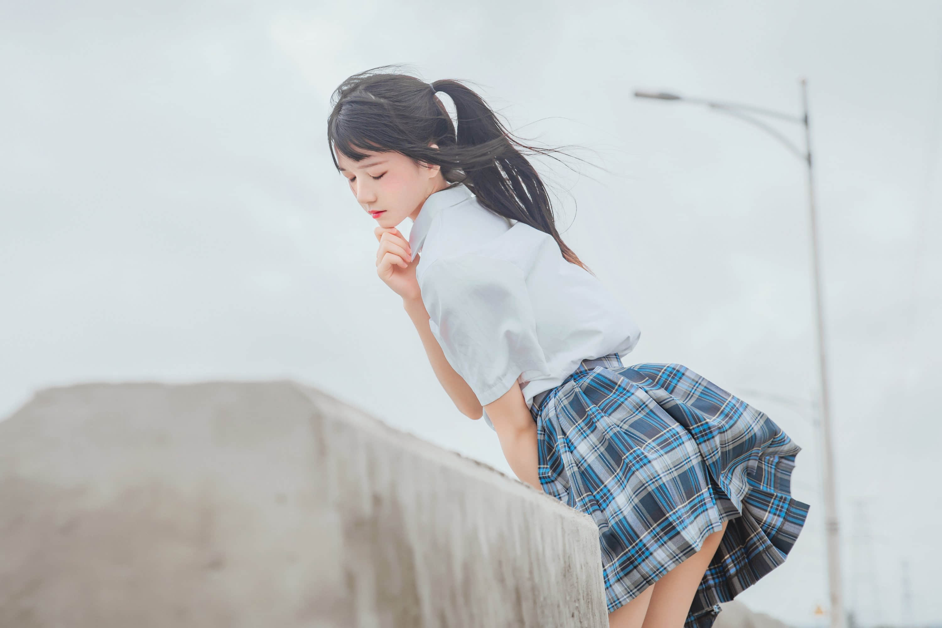 01
