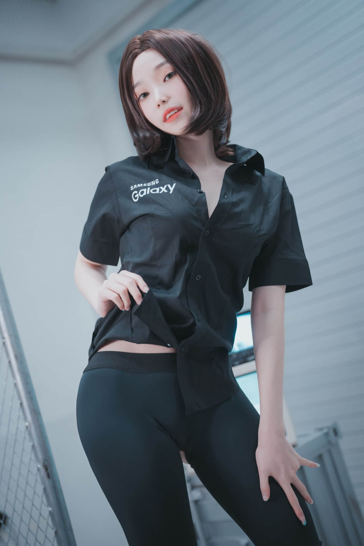 1 (10)