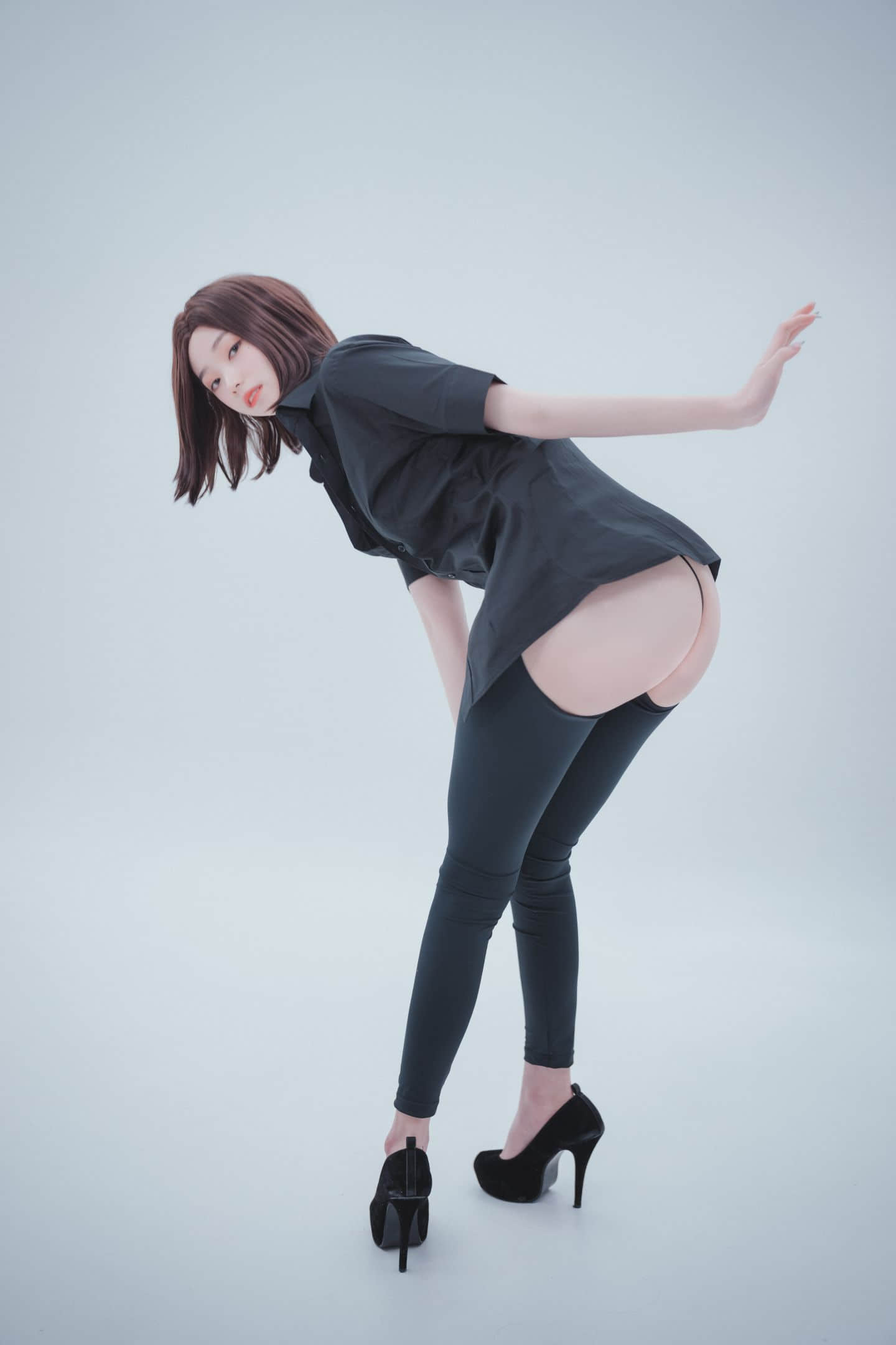1 (42)