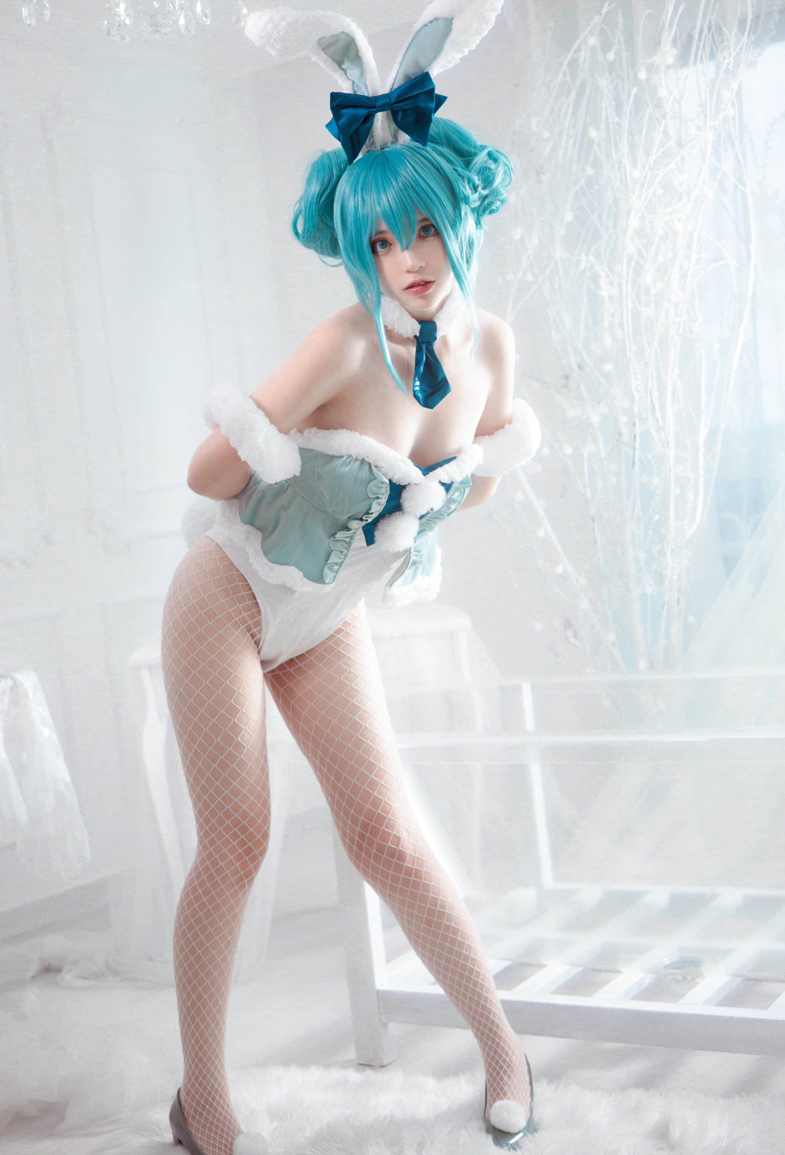 06
