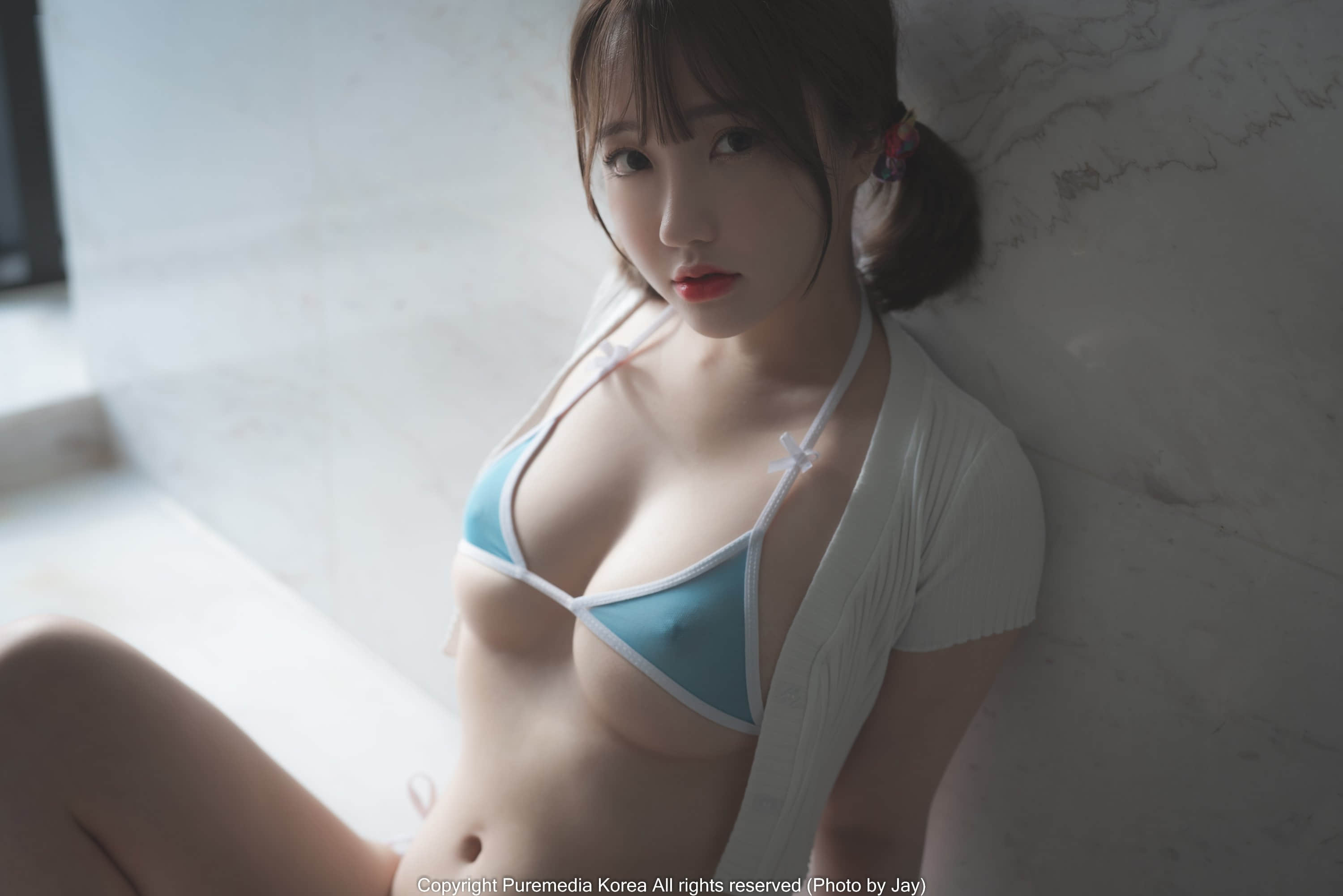 01