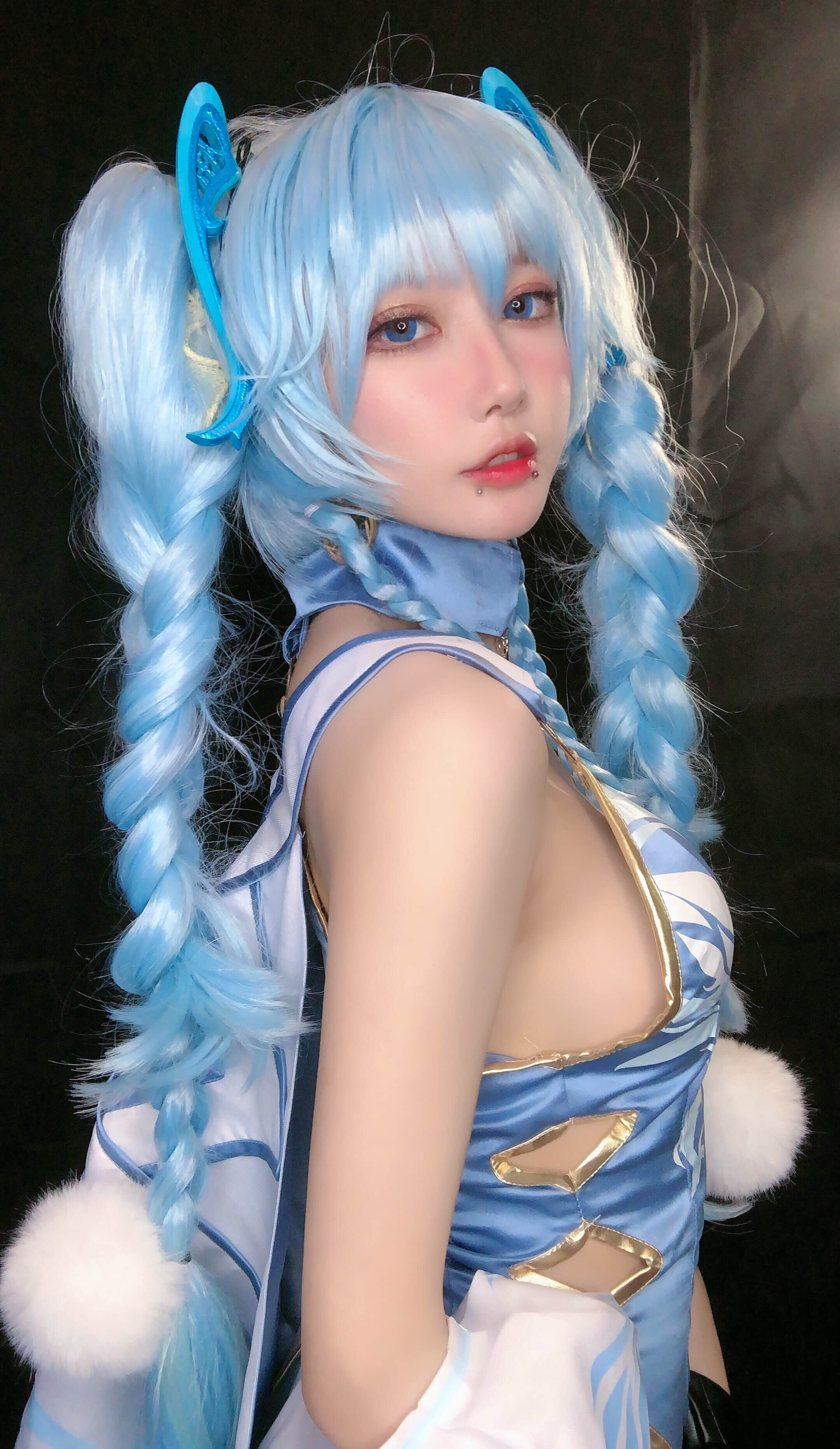 04