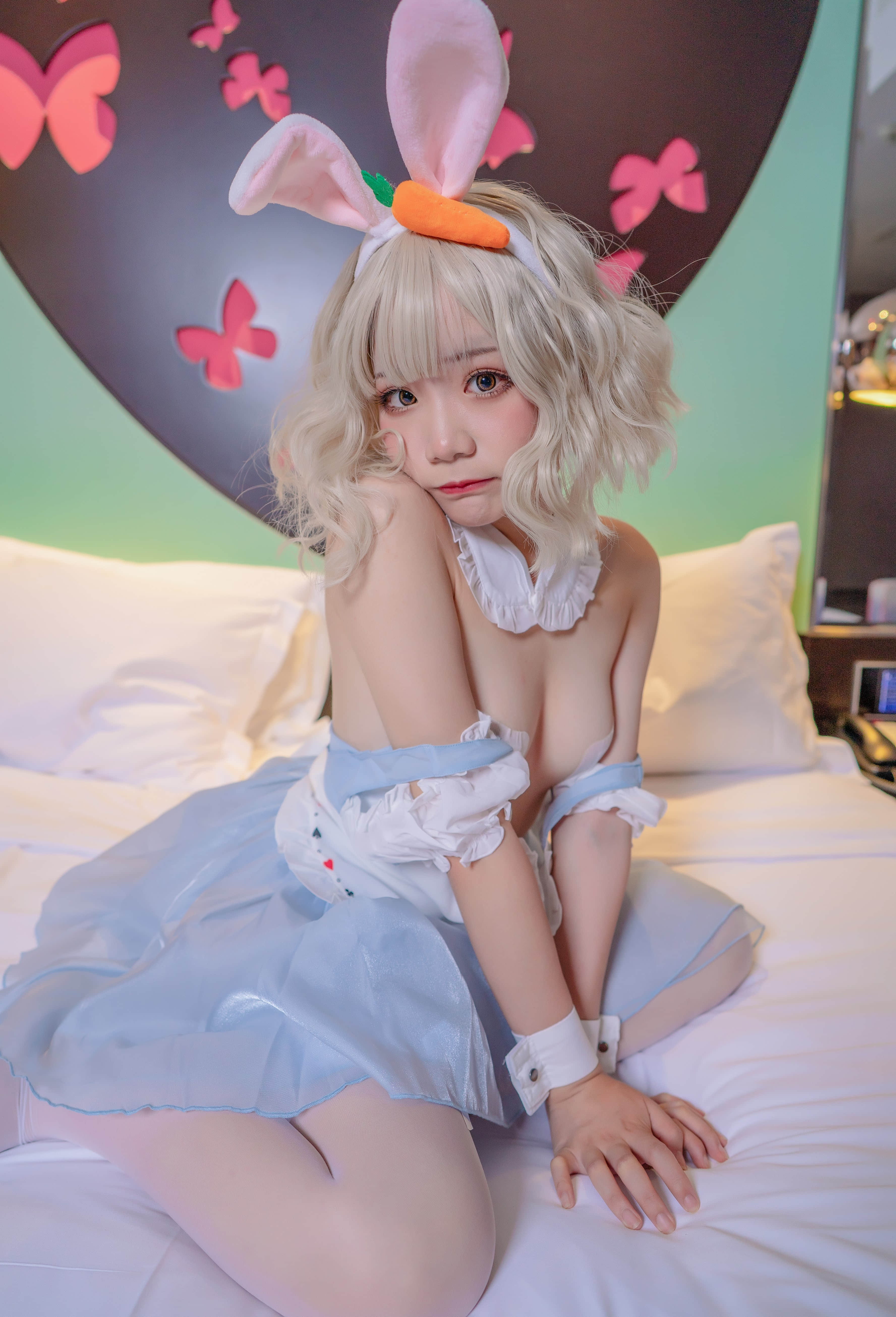 06