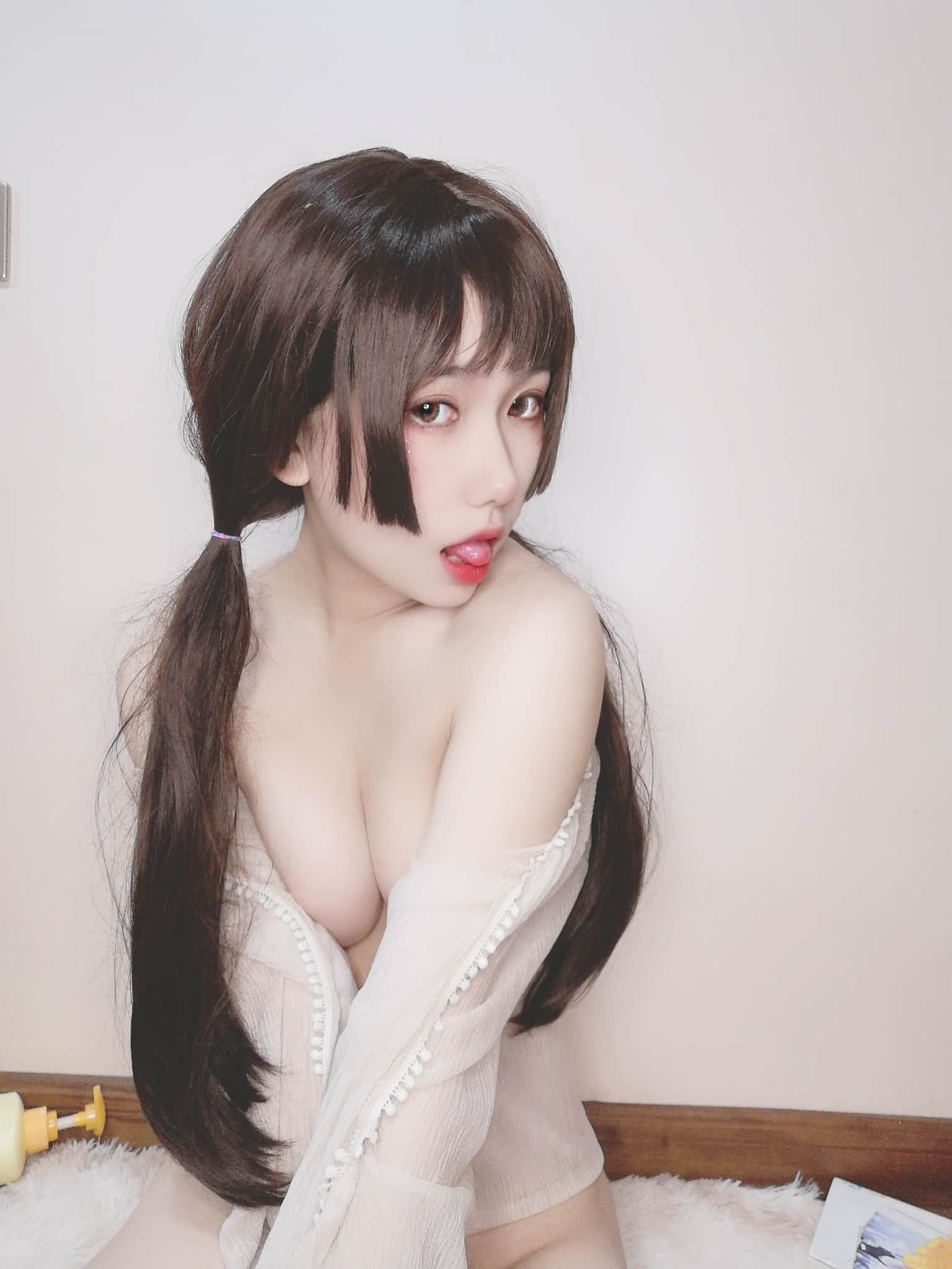 06