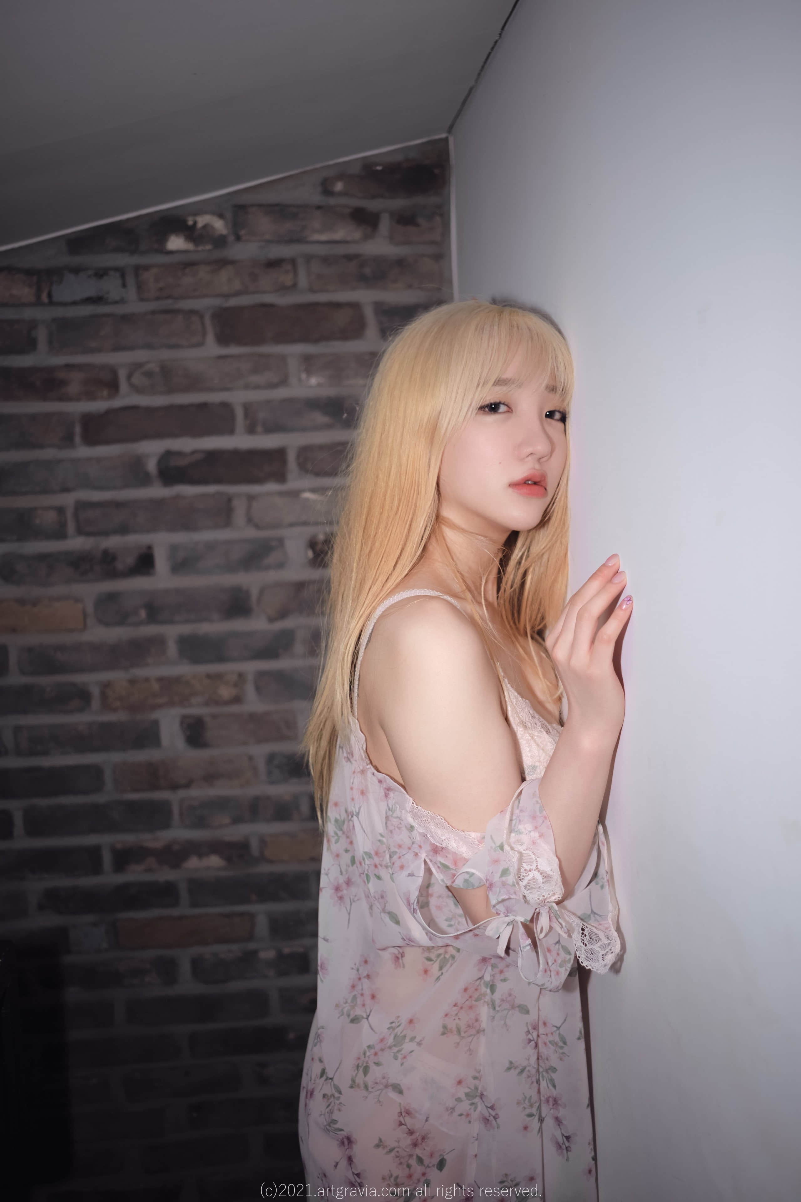 01
