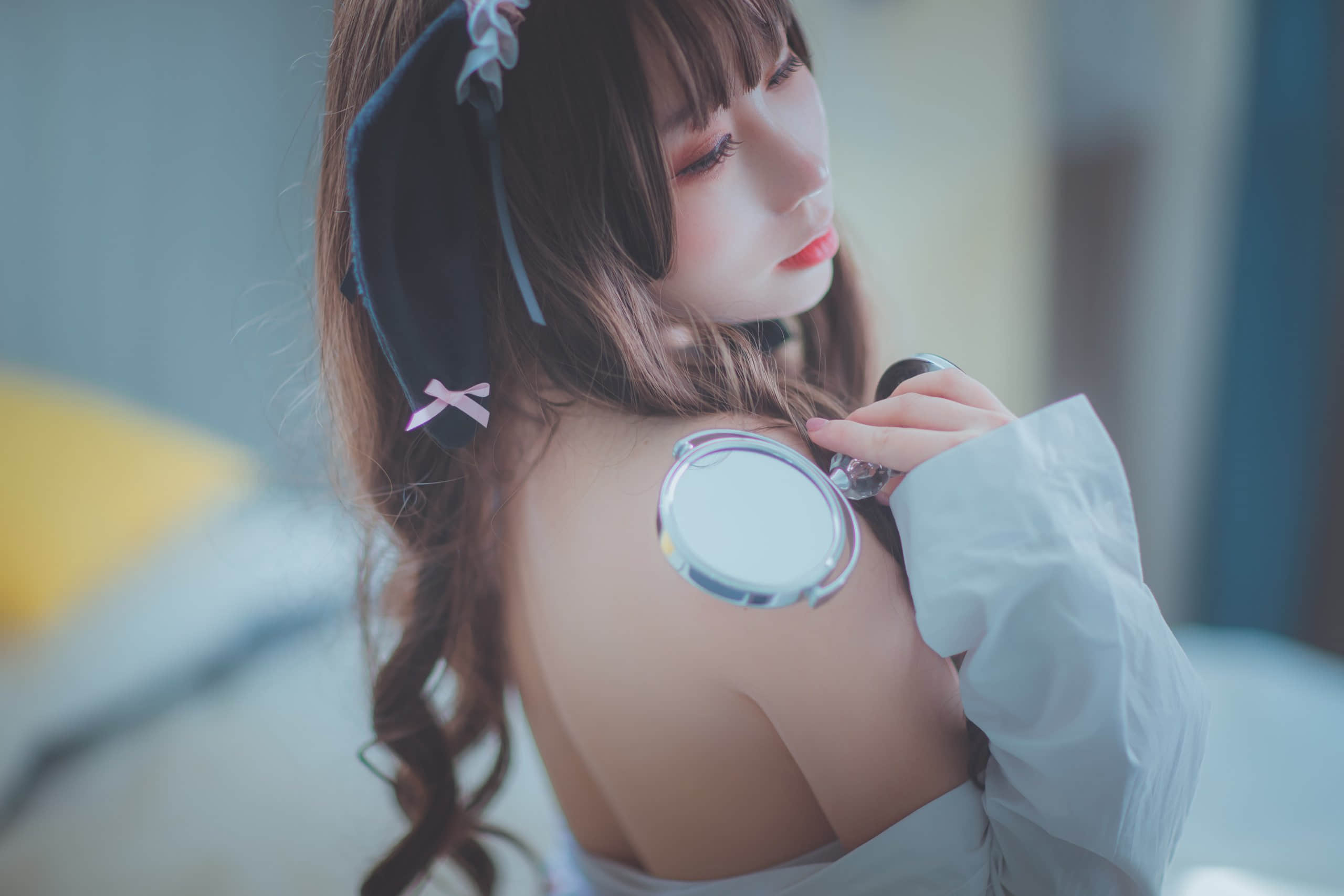 0002