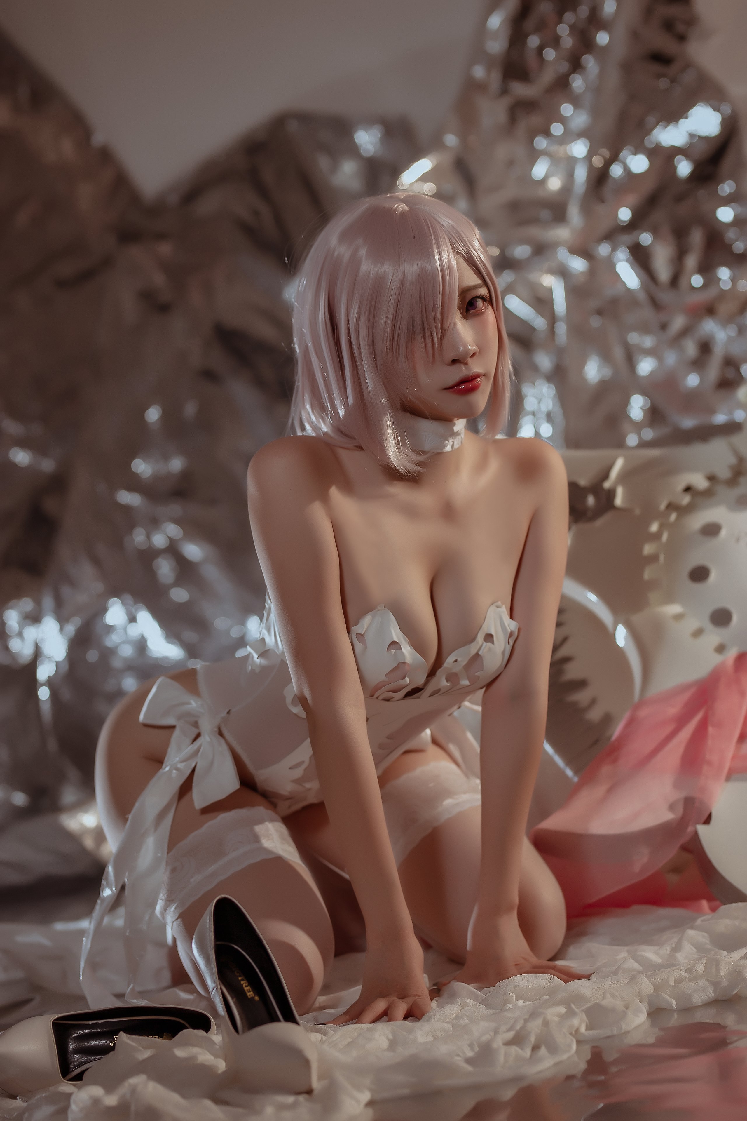 032