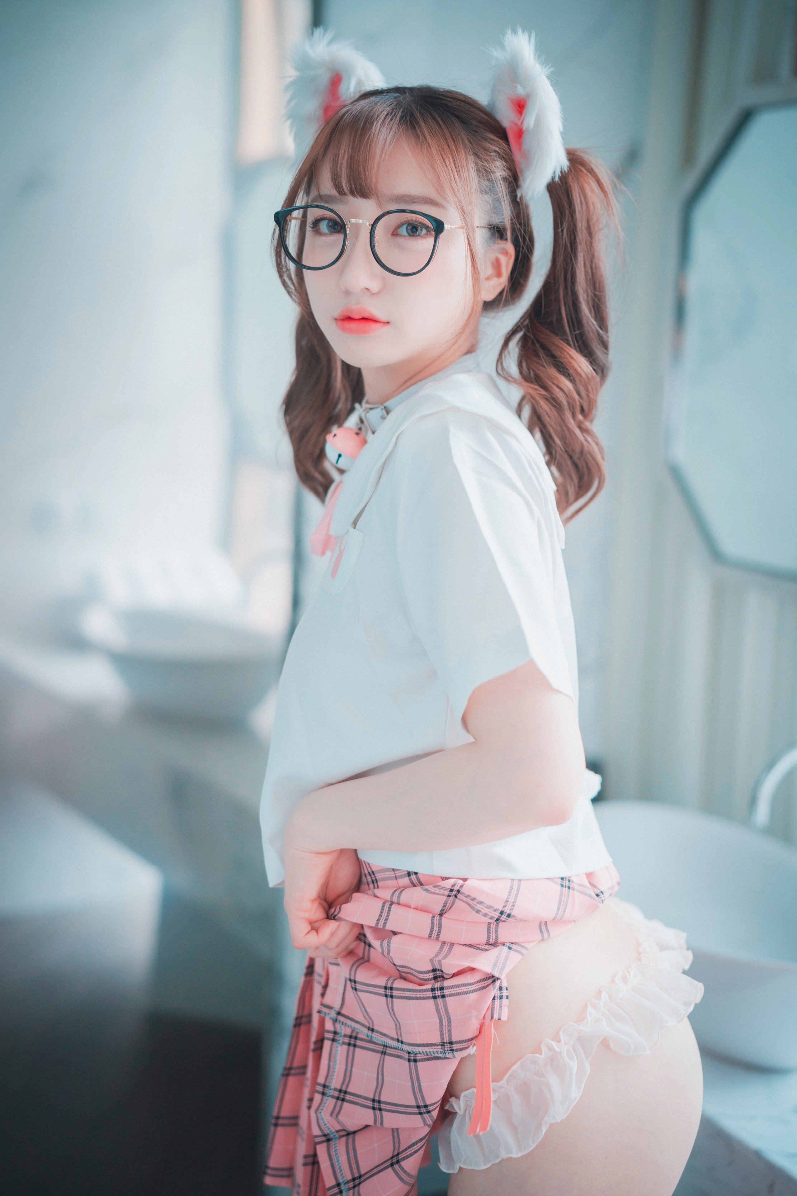 01