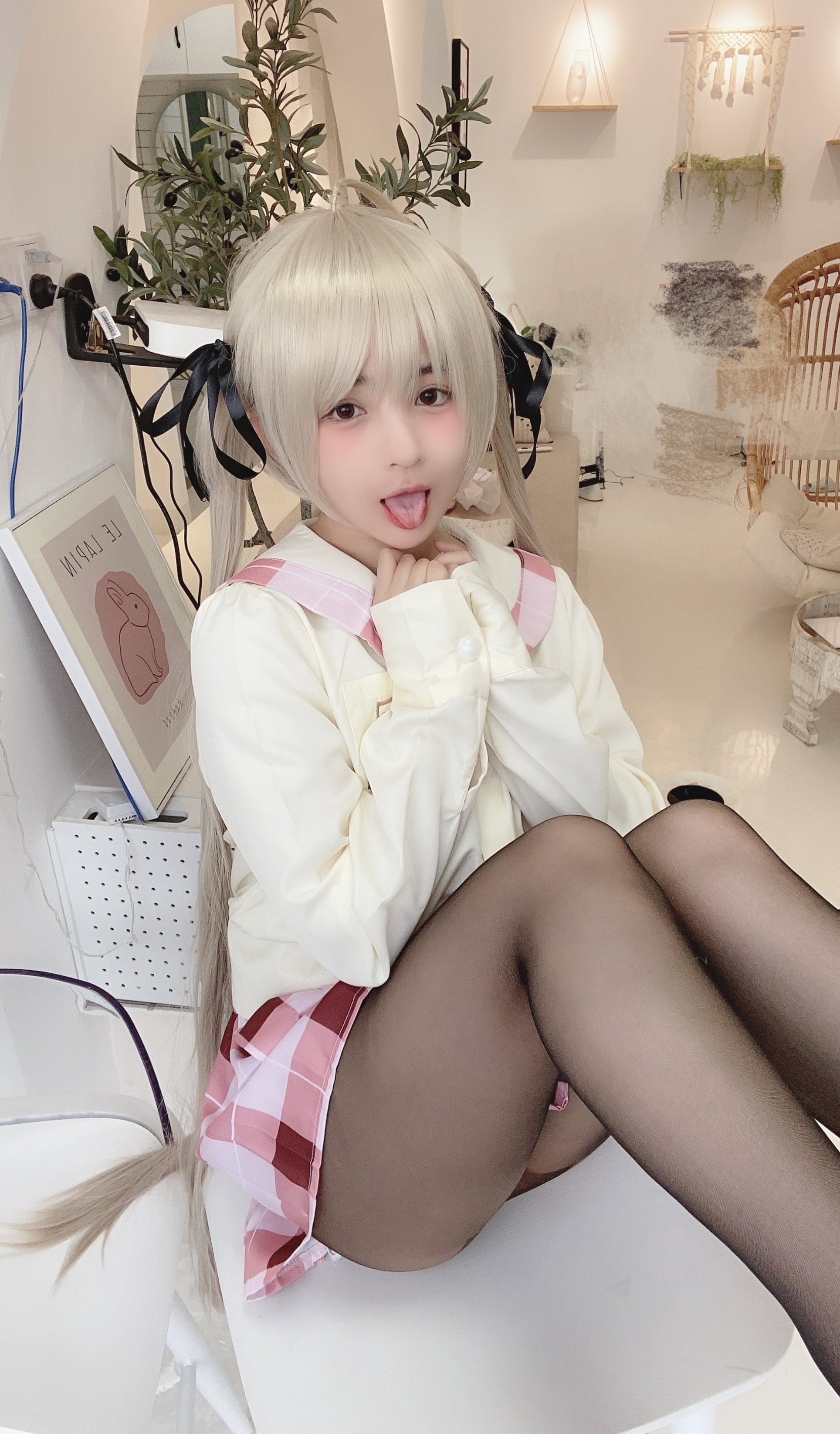 09