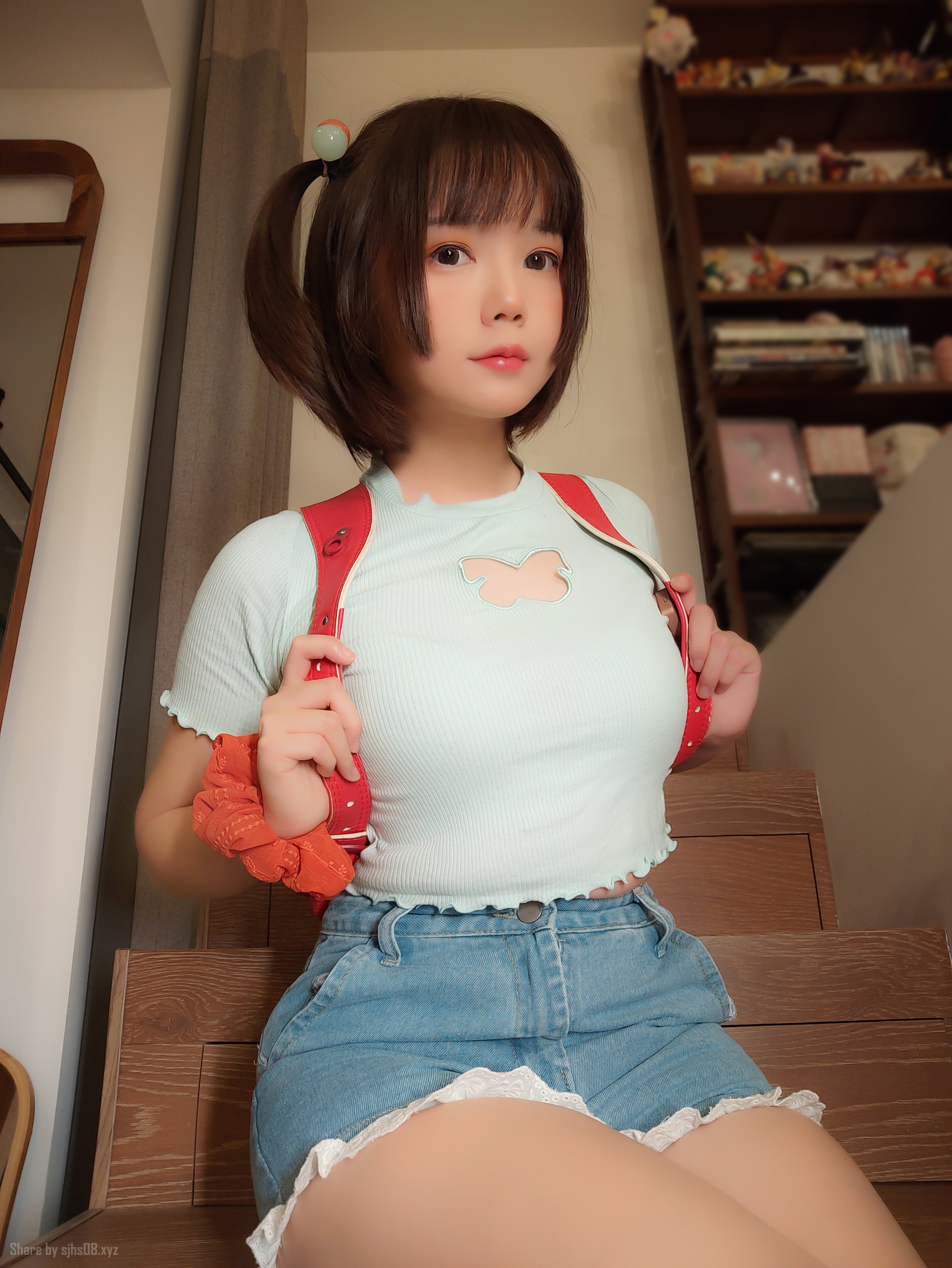 01