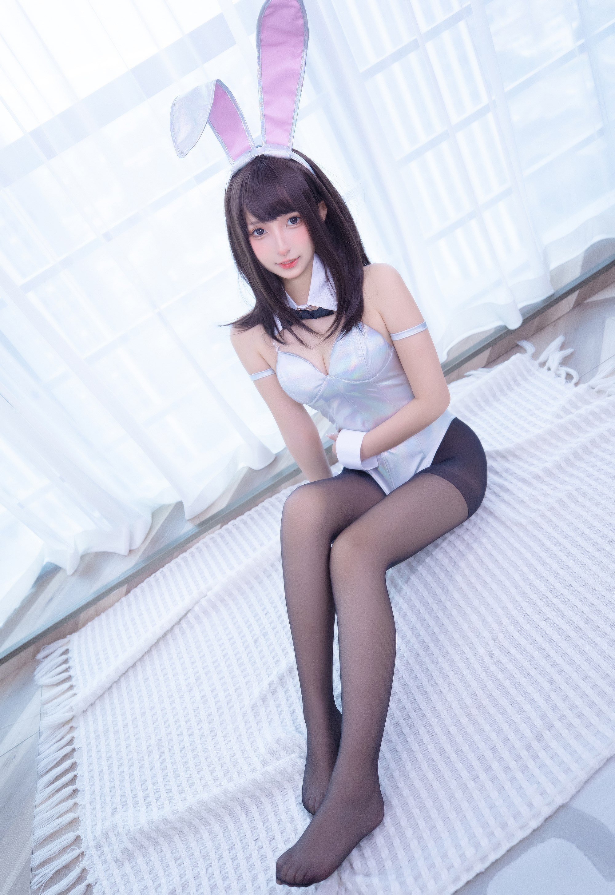 030