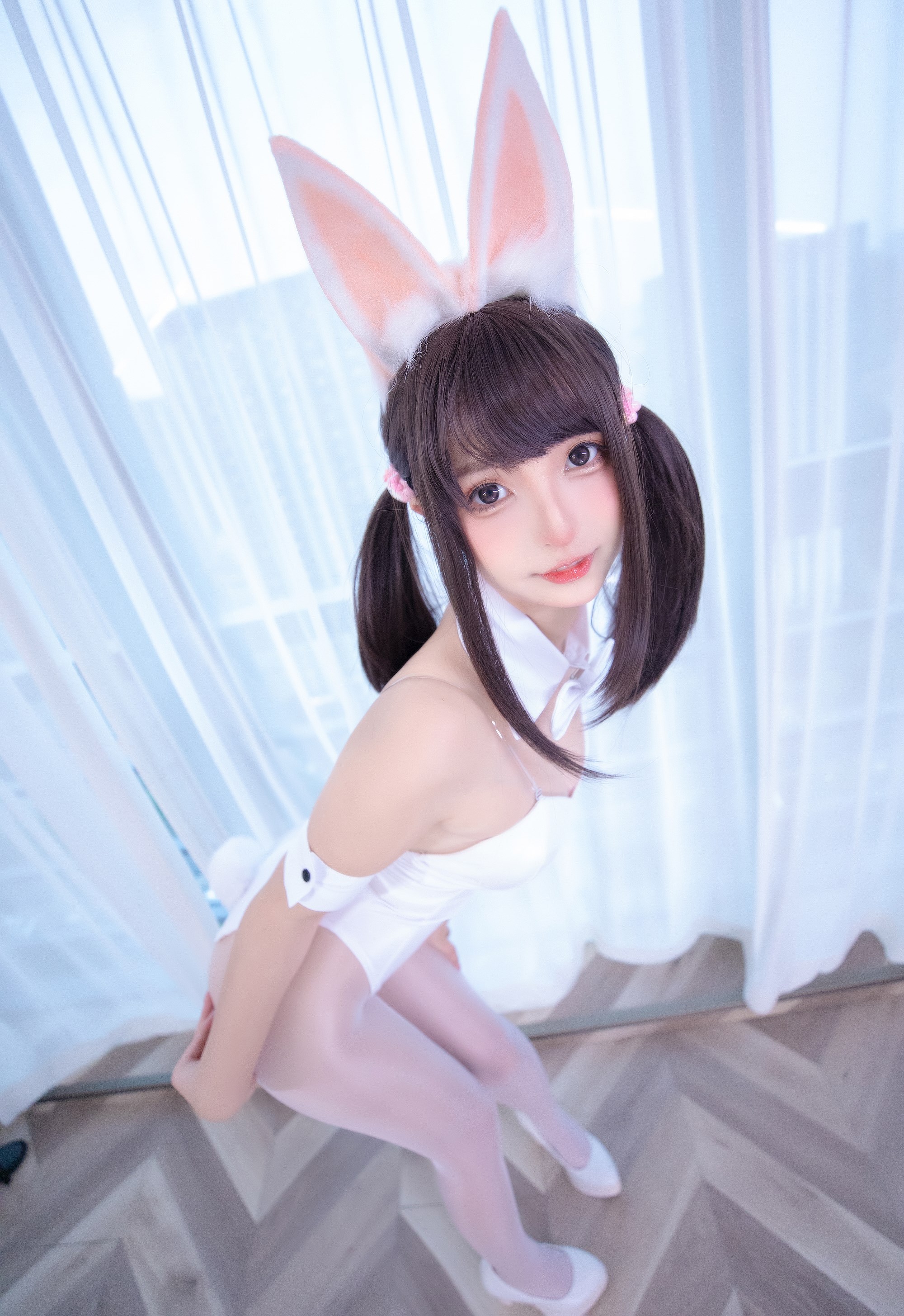 053