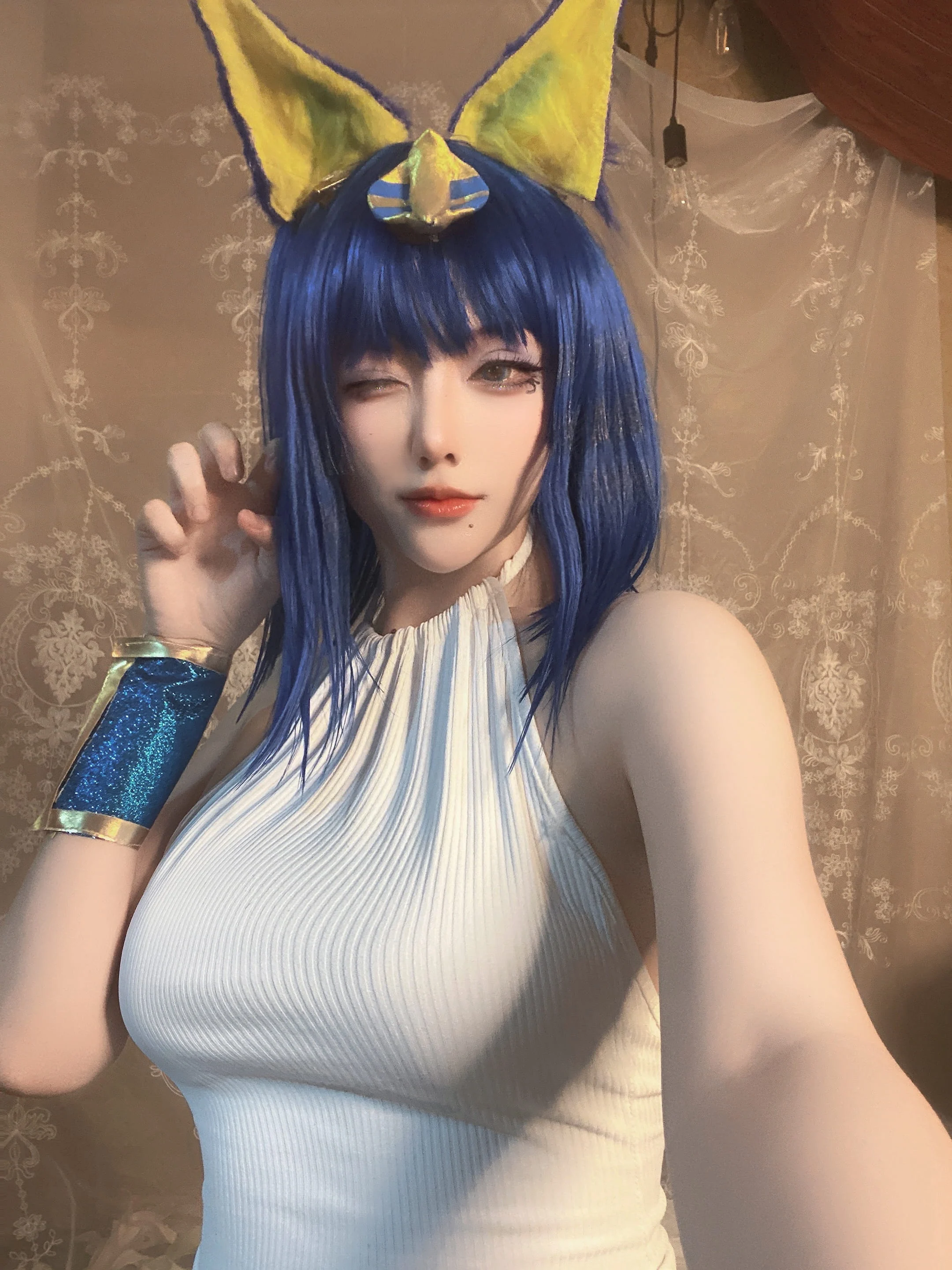 06