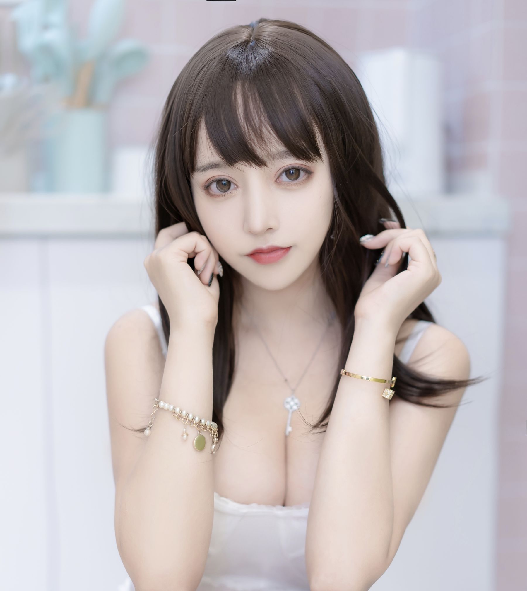 10030
