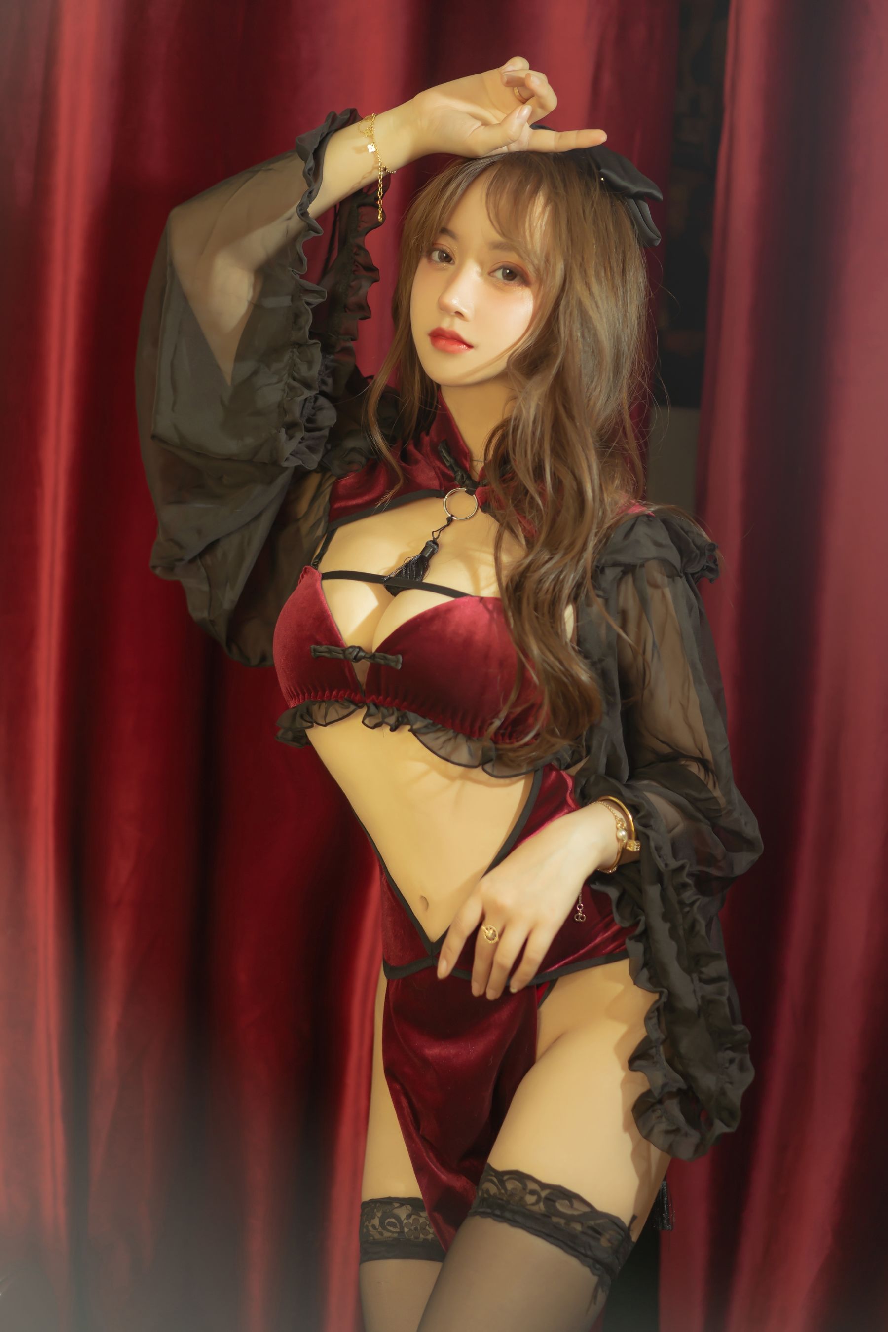 10040