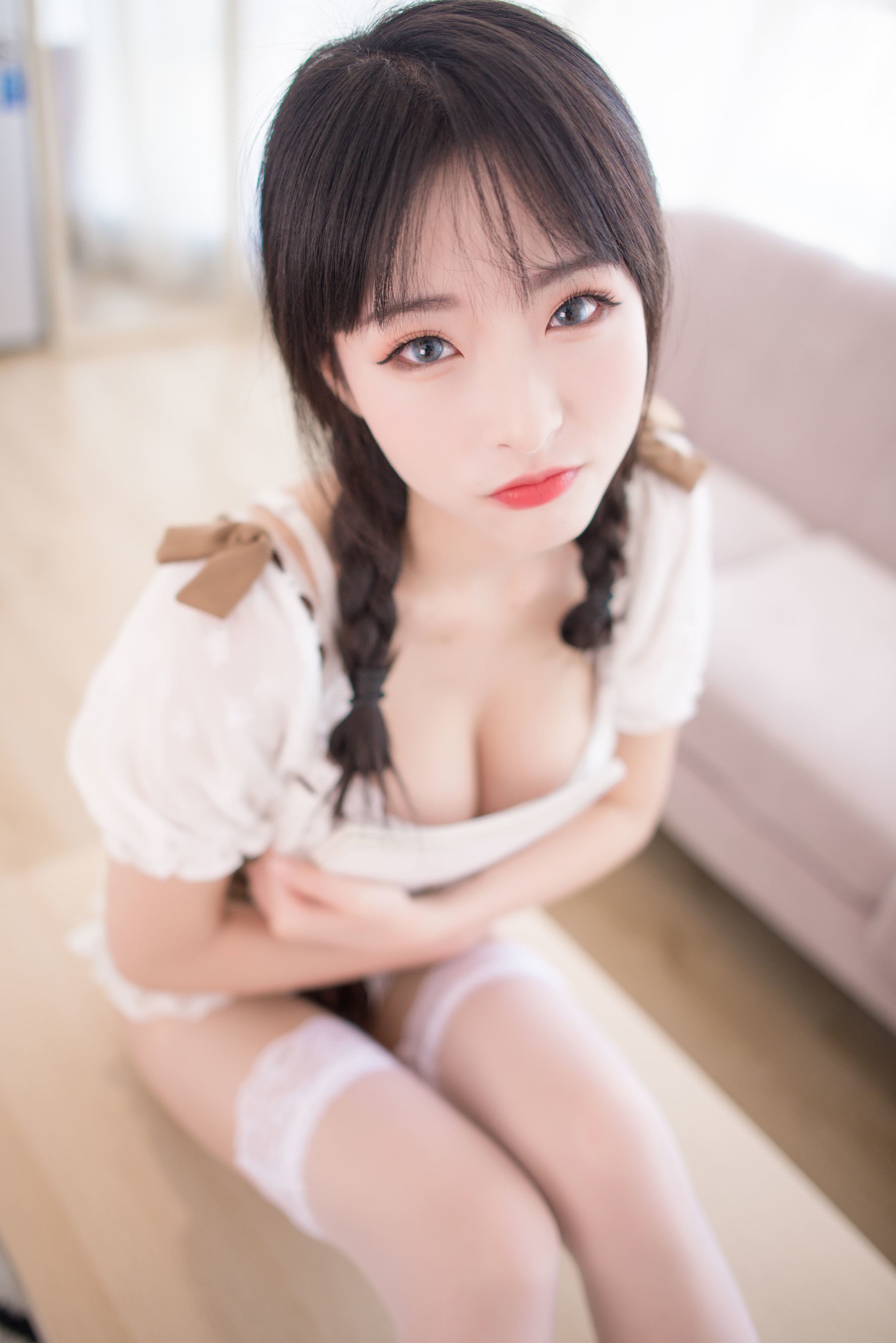 10010
