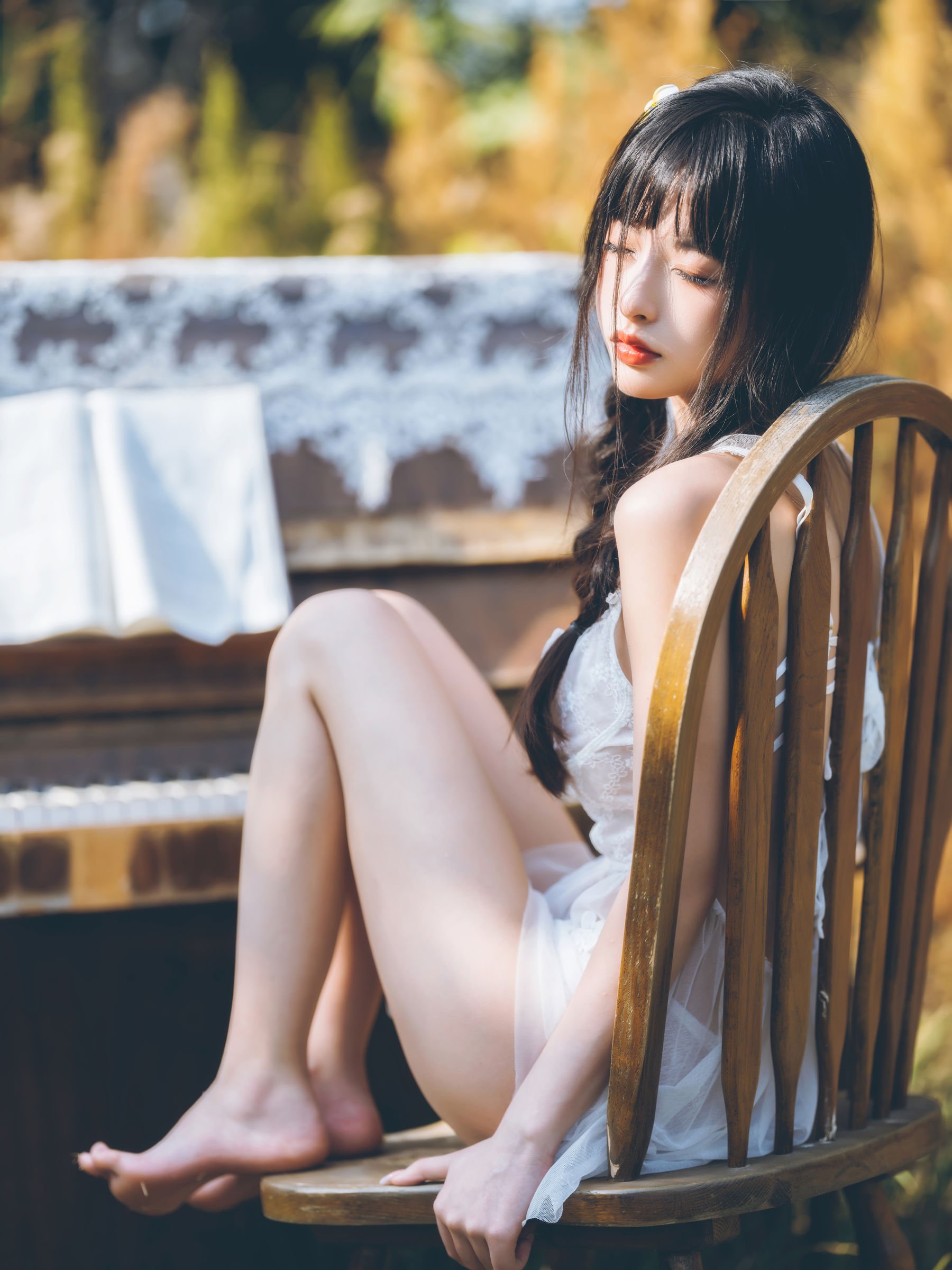 10041
