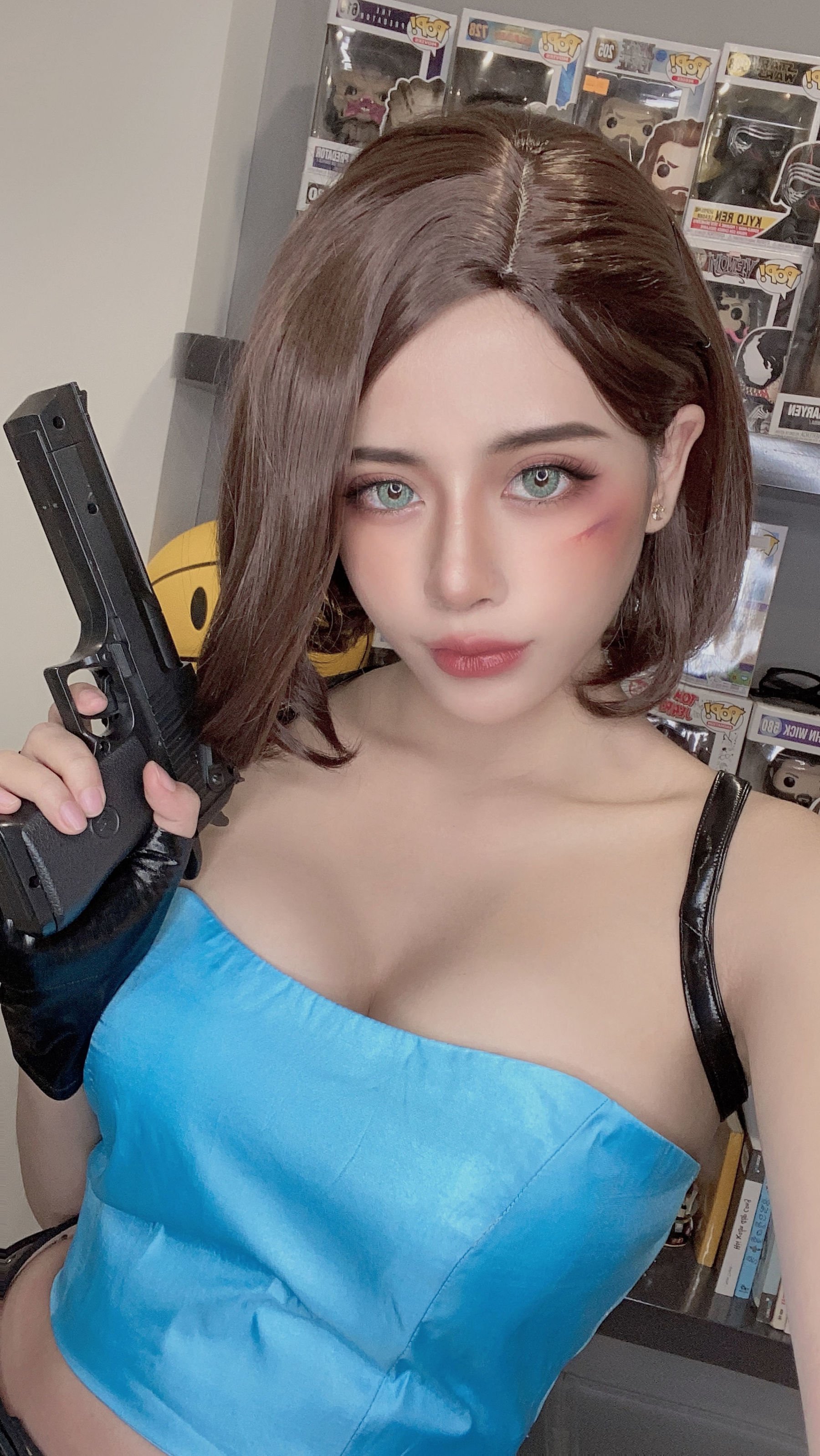 10022