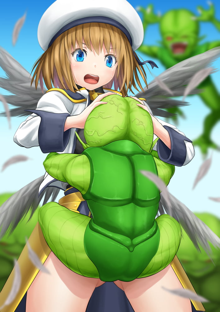 044
