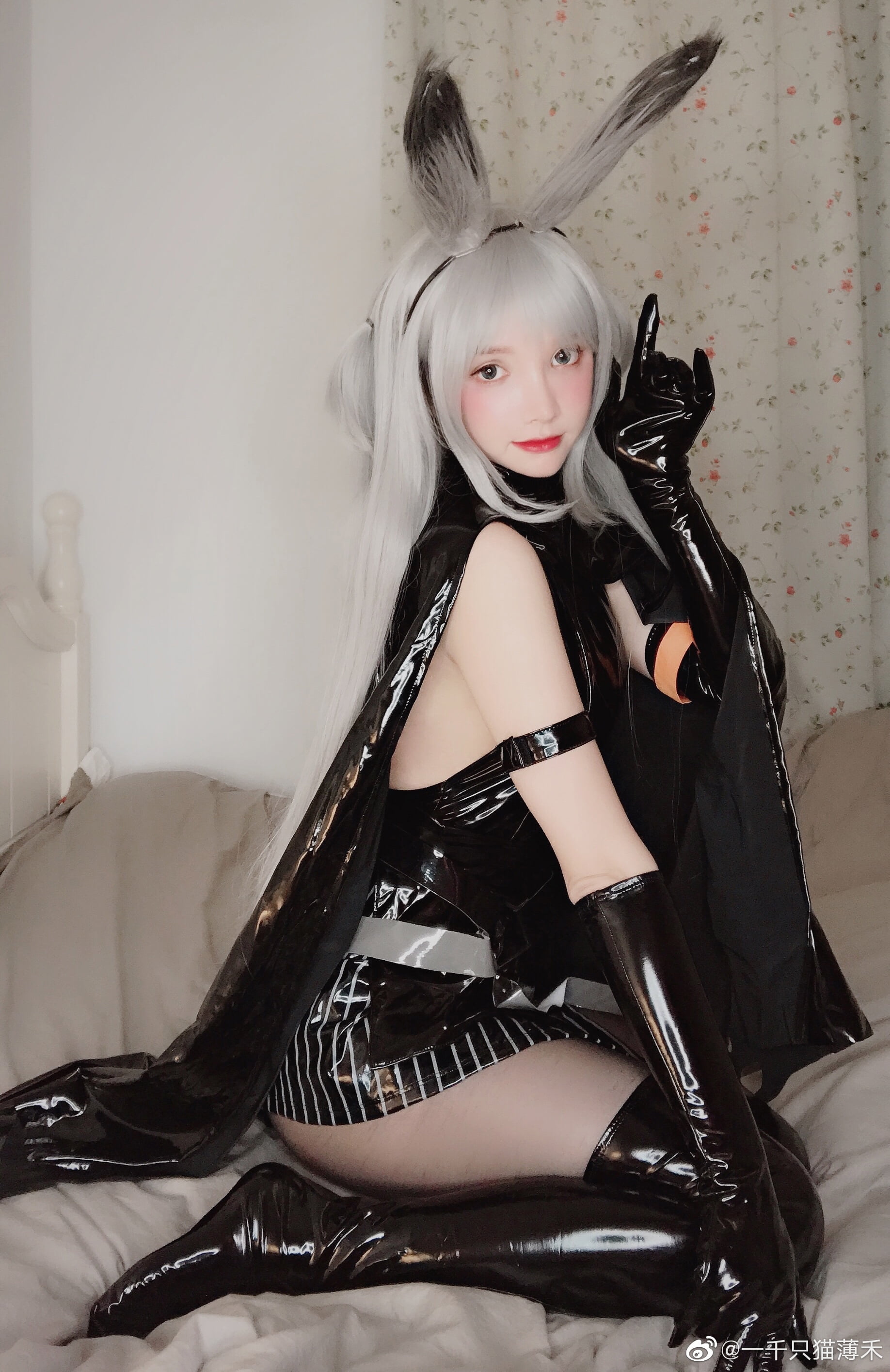 09