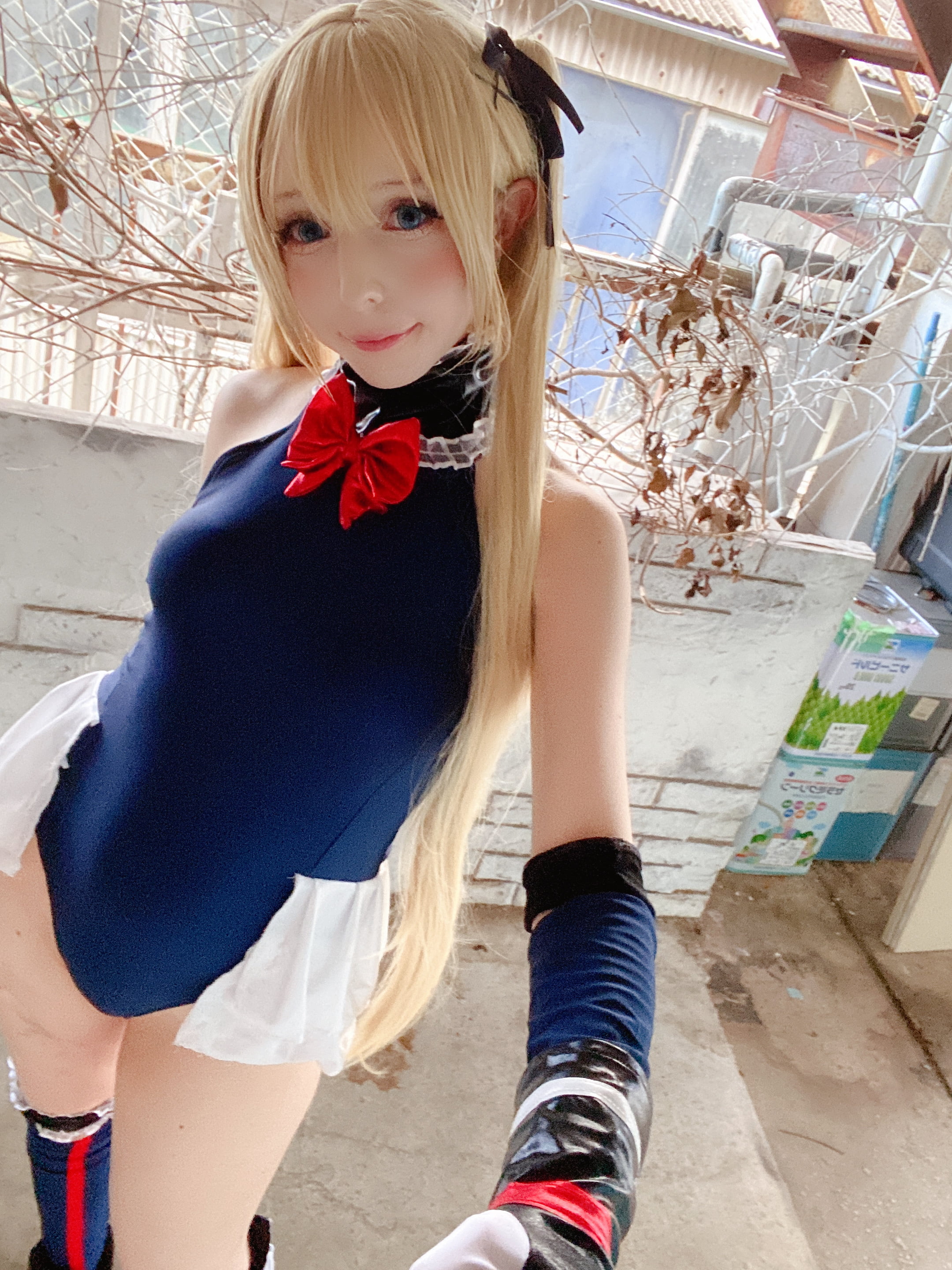 23