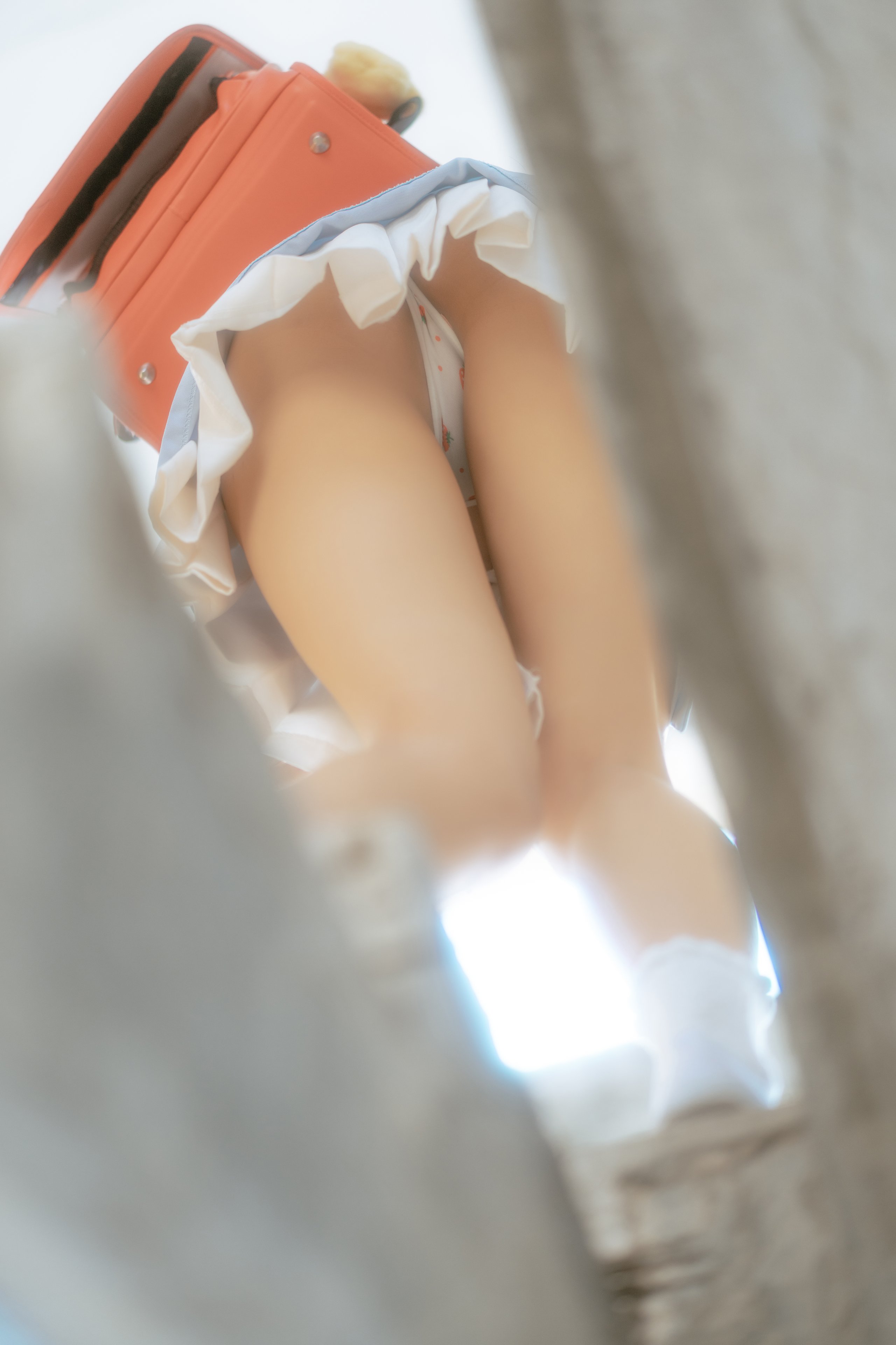 032