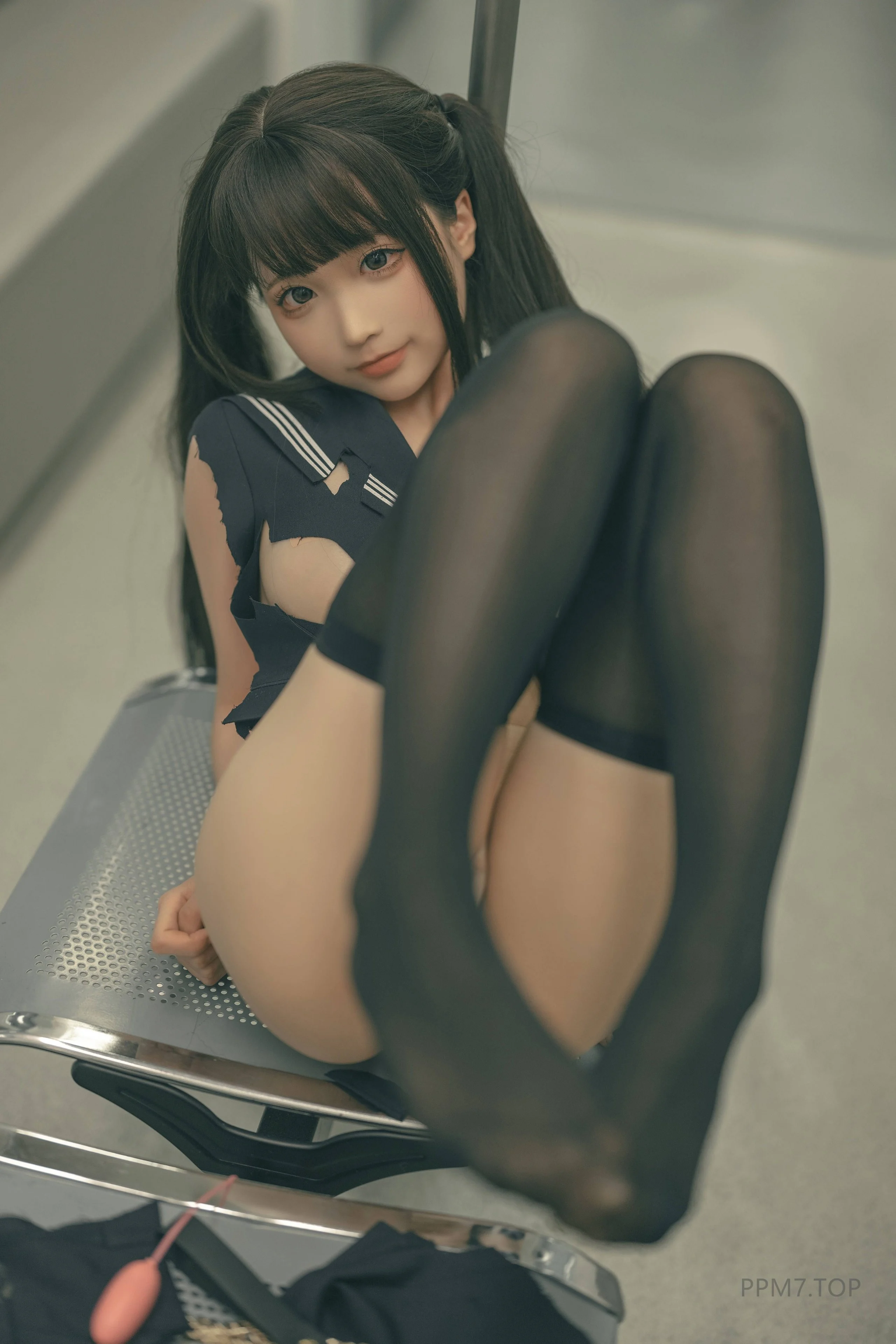0102