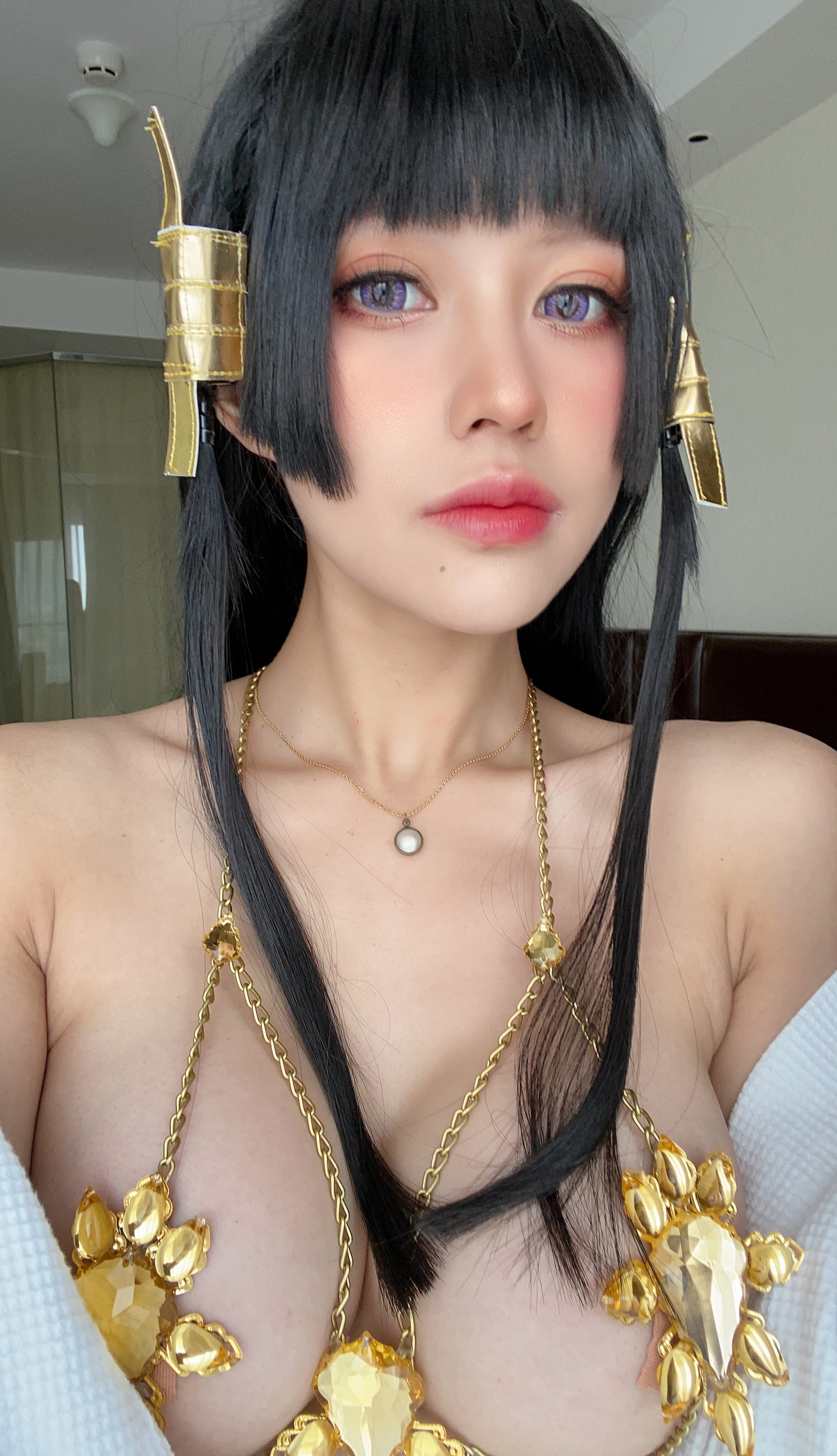 25