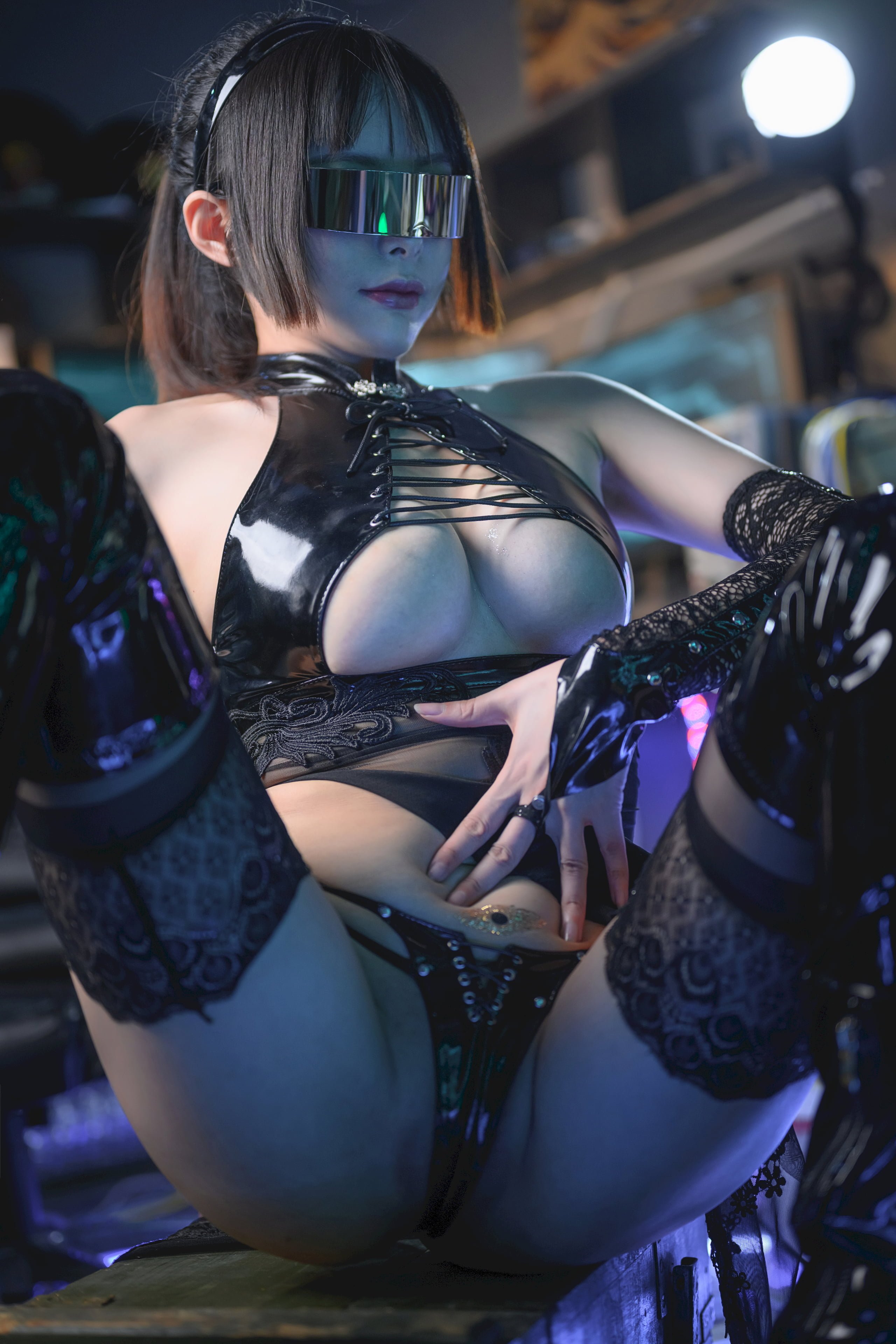 11