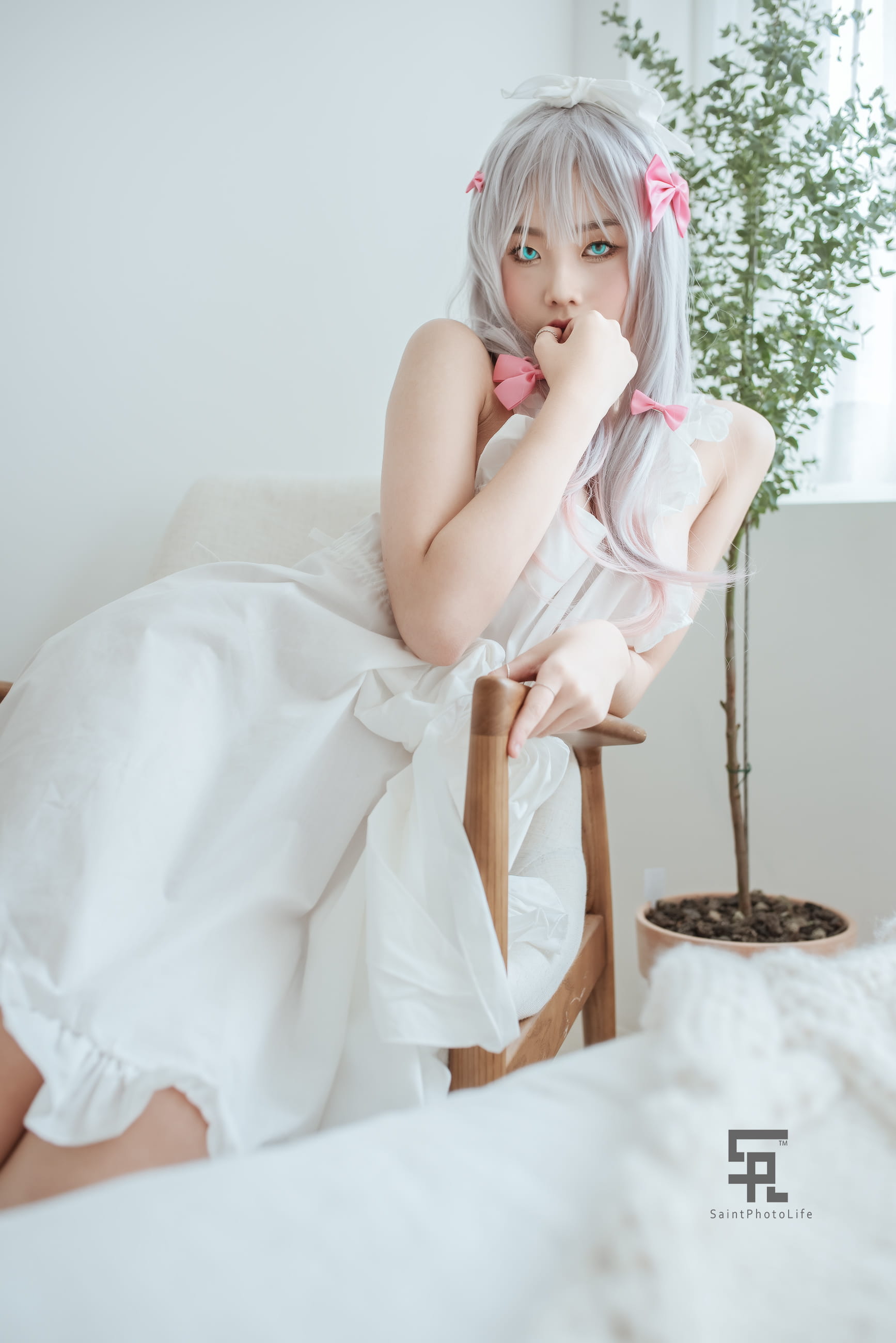 09