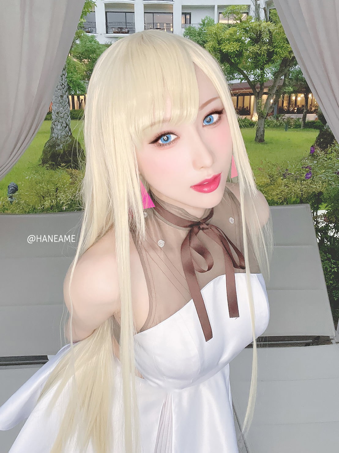 73