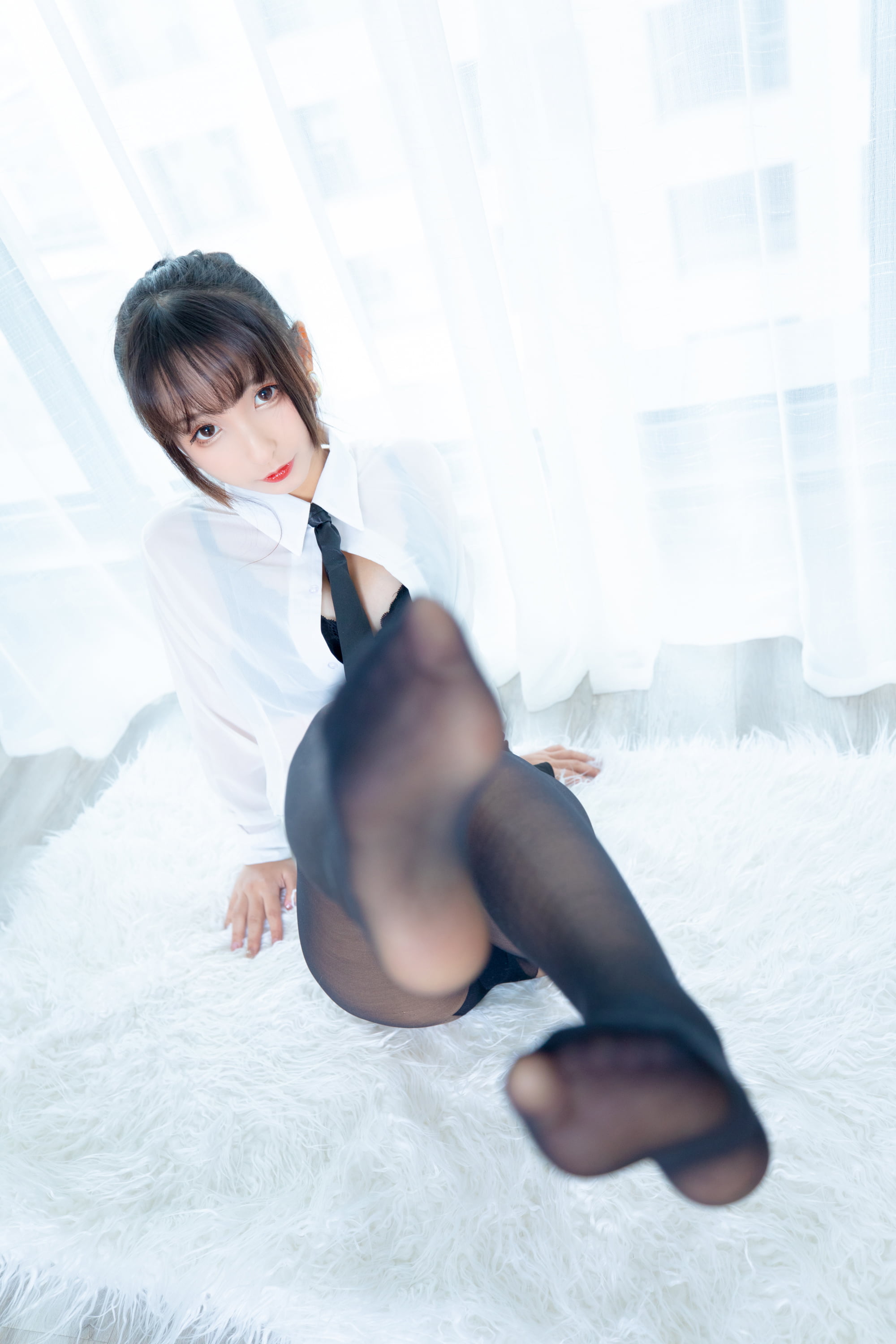 037