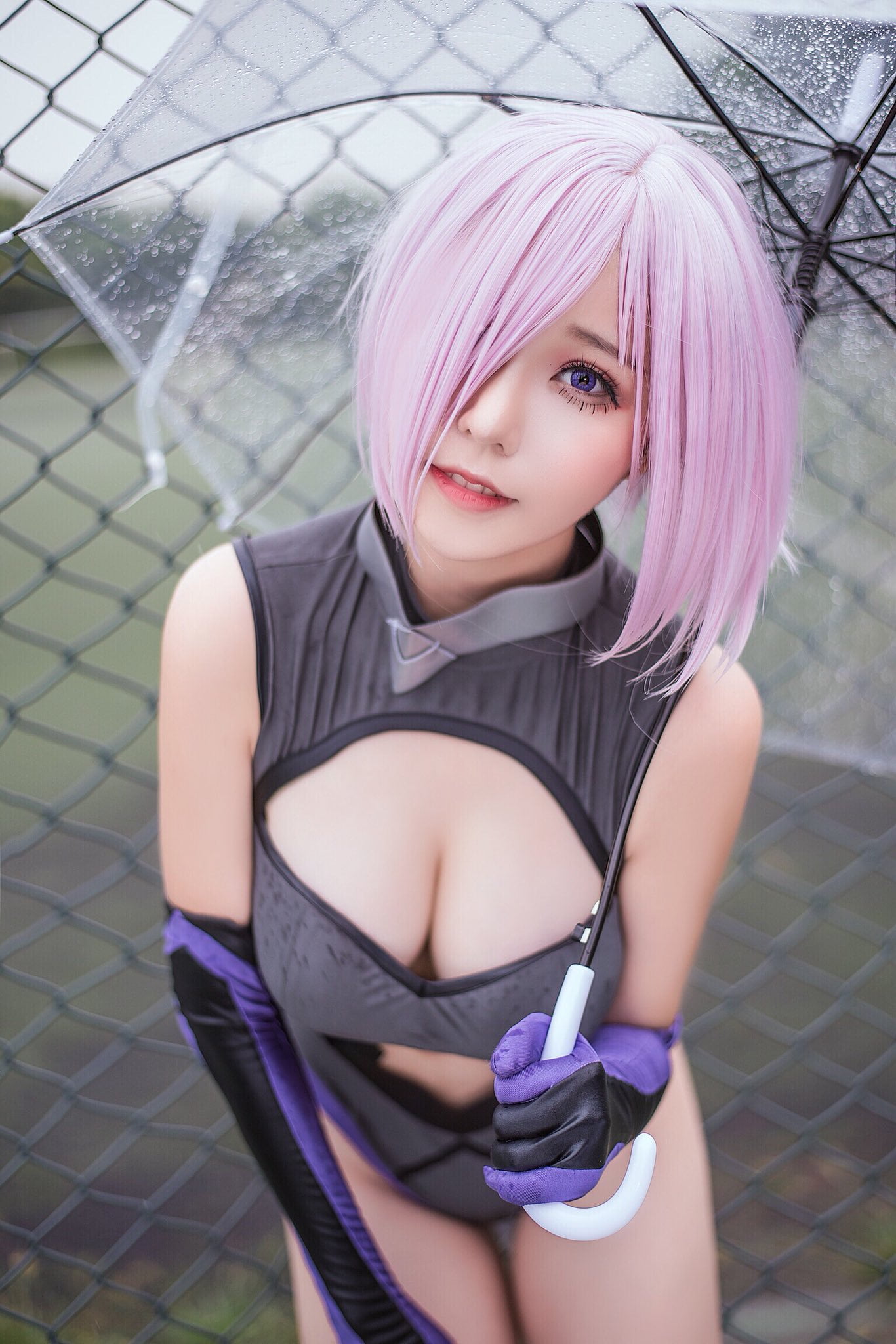 513