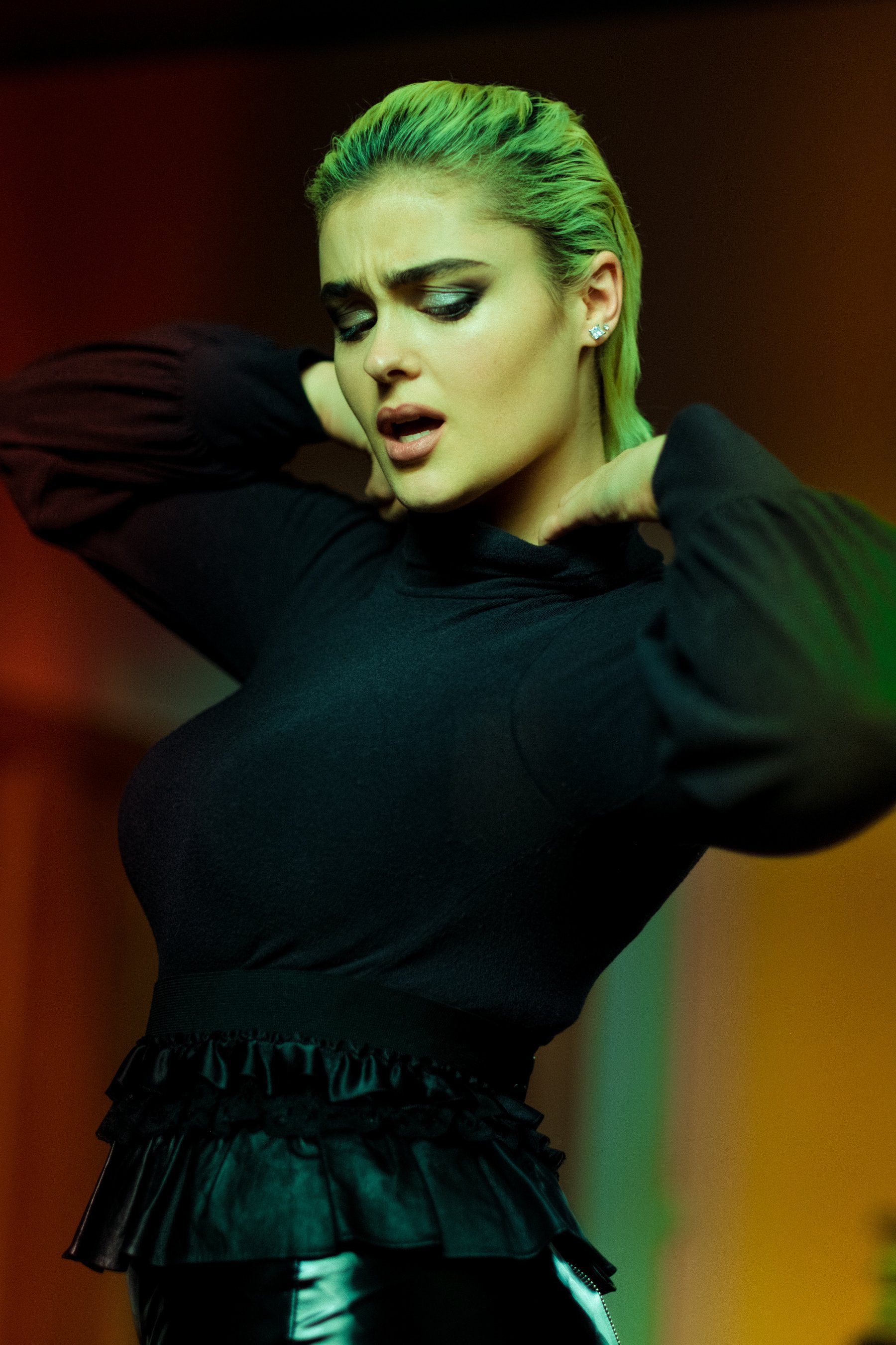 stefania-governess-4-ZfviCghP