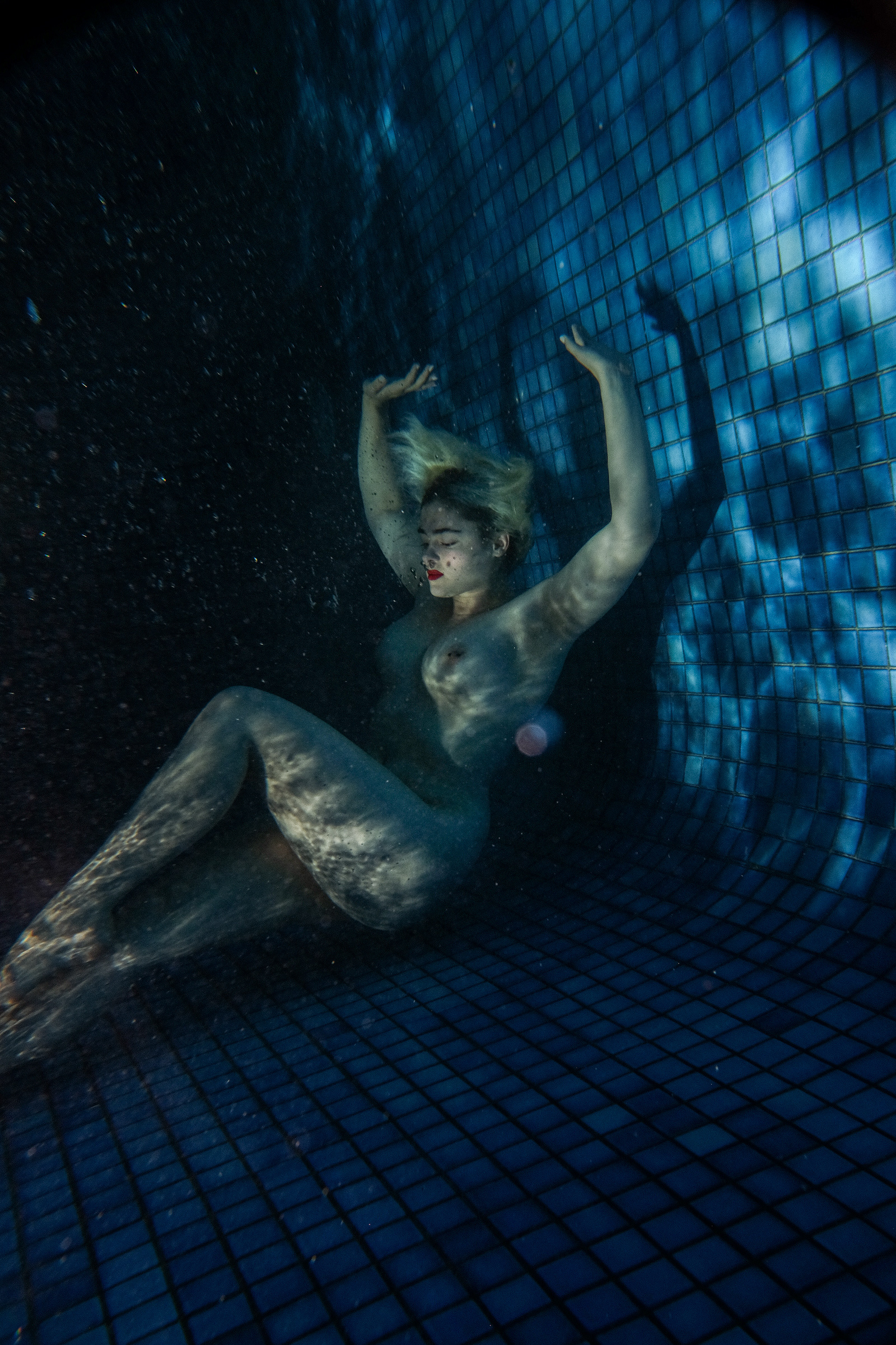 stefania-nightswimming-16-xW8fawBG