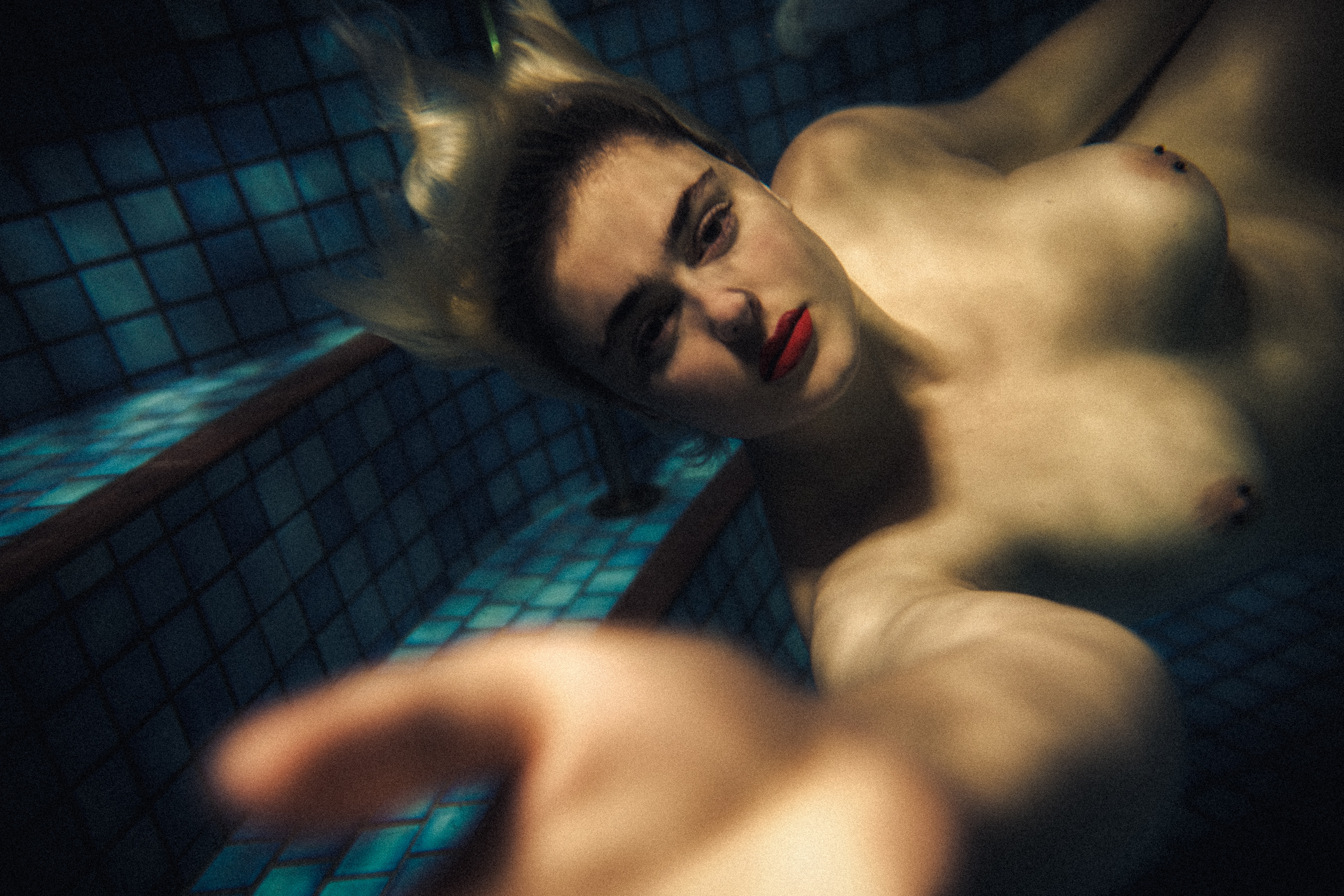 stefania-nightswimming-25-zwRuqCUd