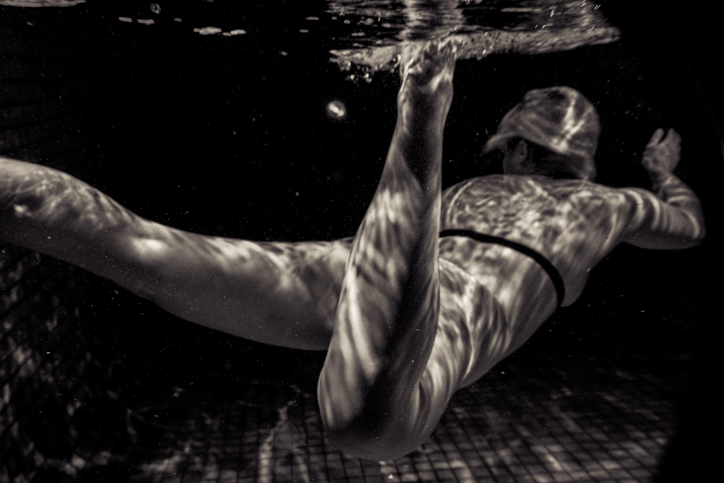 stefania-nightswimming-4-j1YO7iPq