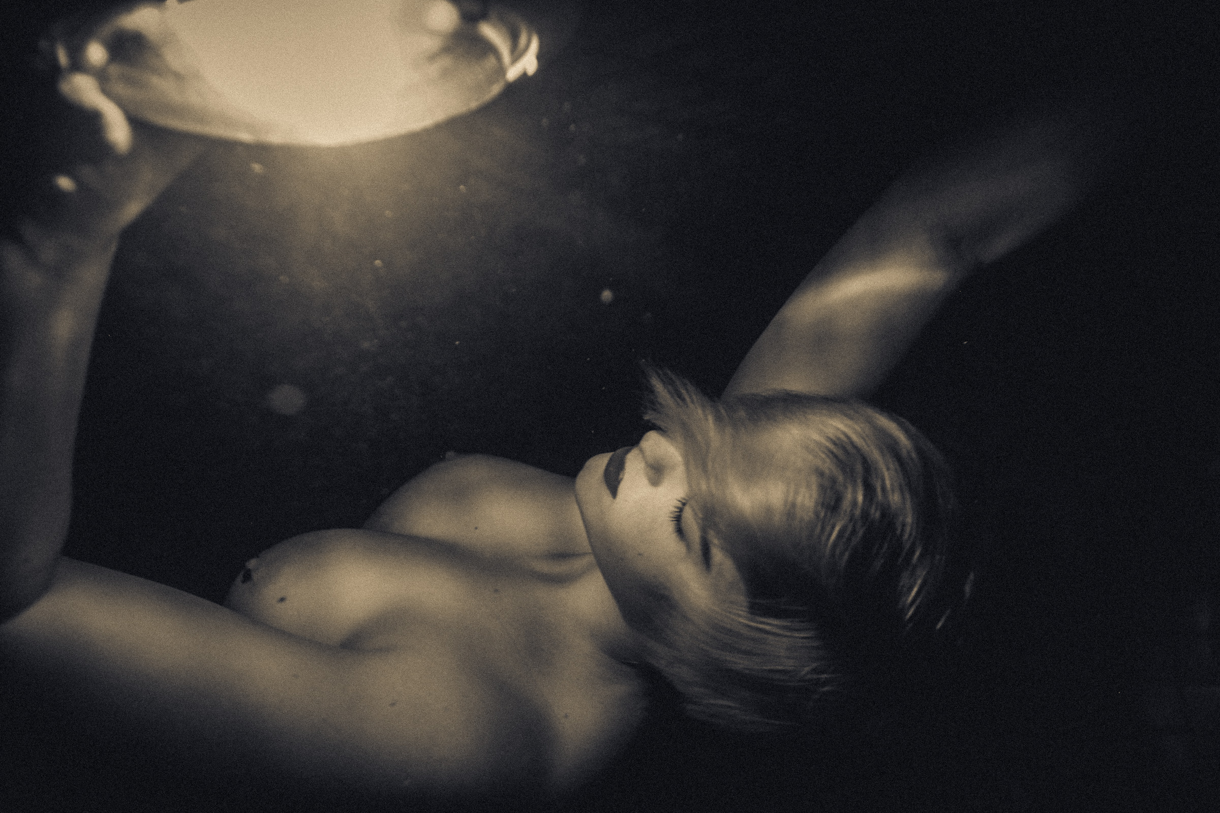 stefania-nightswimming-45-9Ai5t5B5