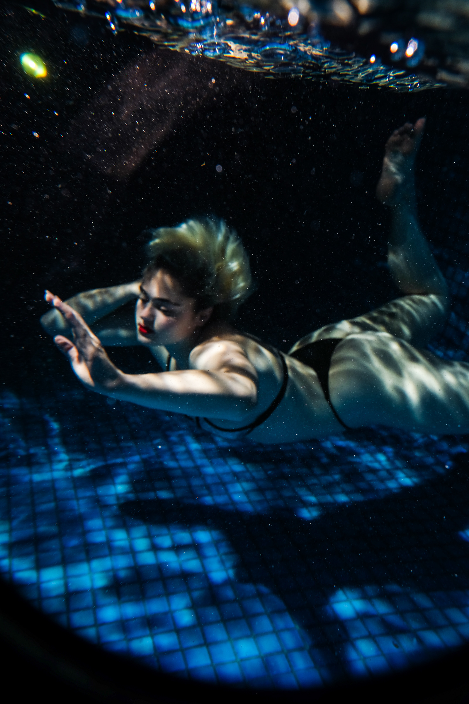 stefania-nightswimming-5-NHQu1XcW